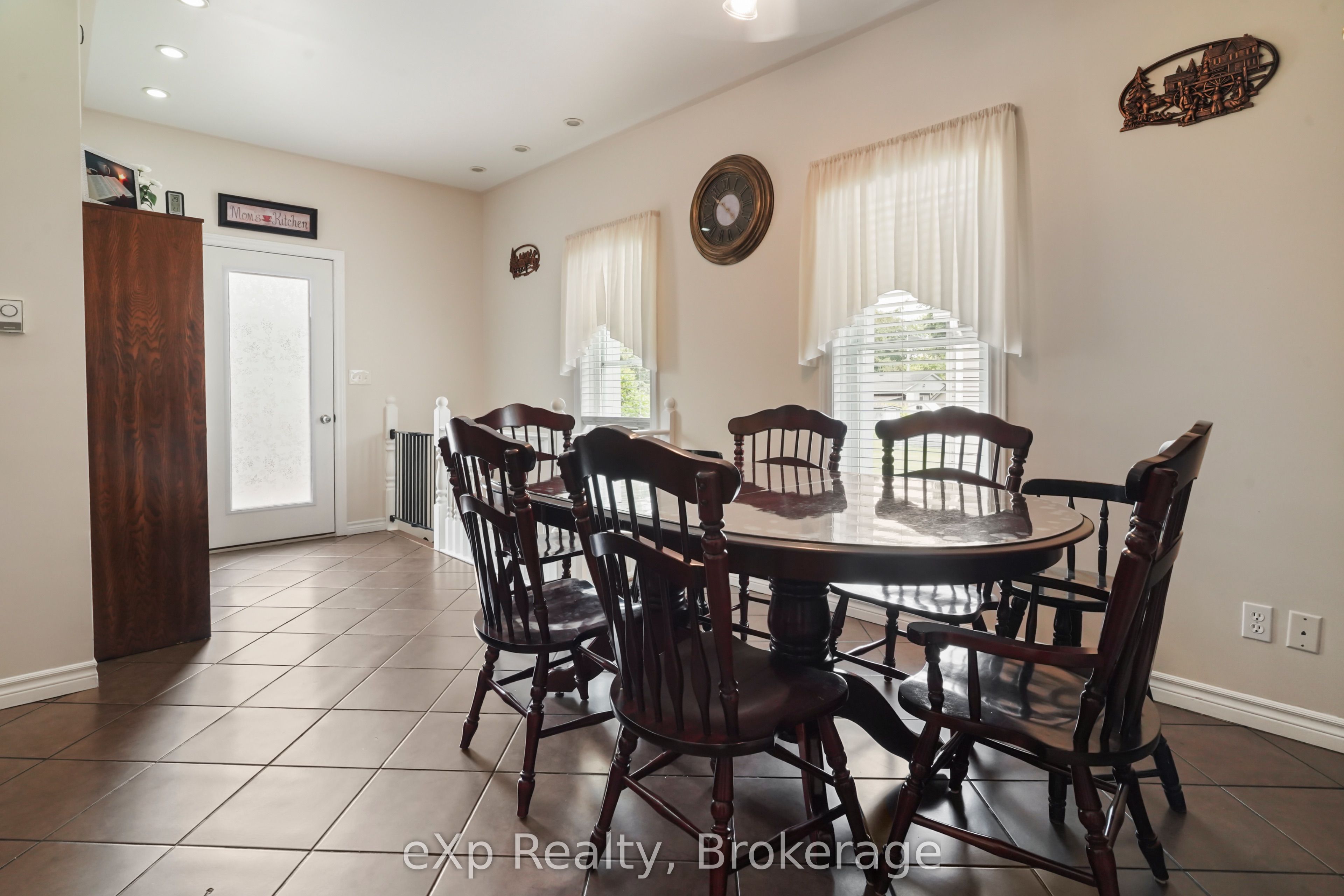91 Charles Street Property Photo 12