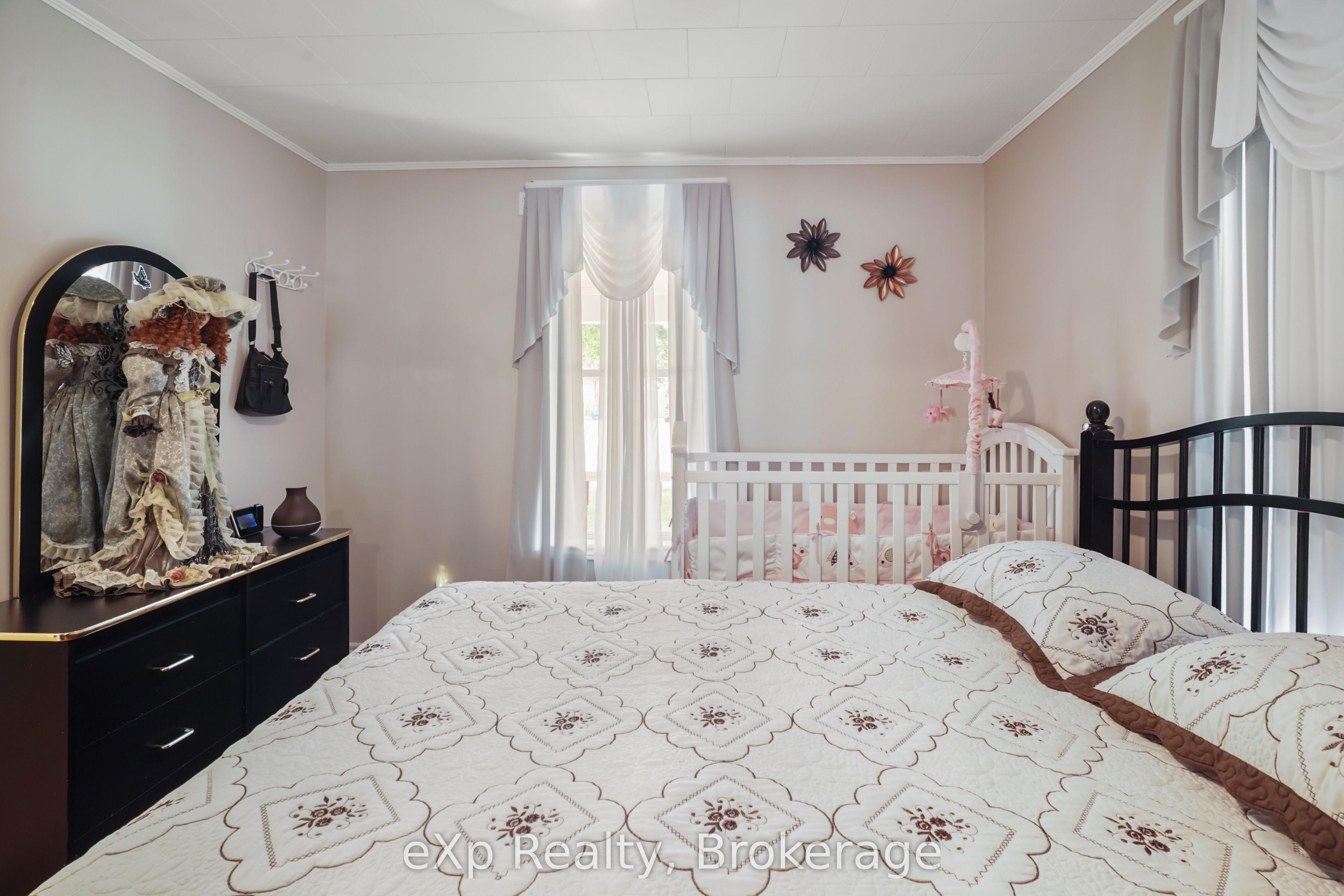 91 Charles Street Property Photo 25