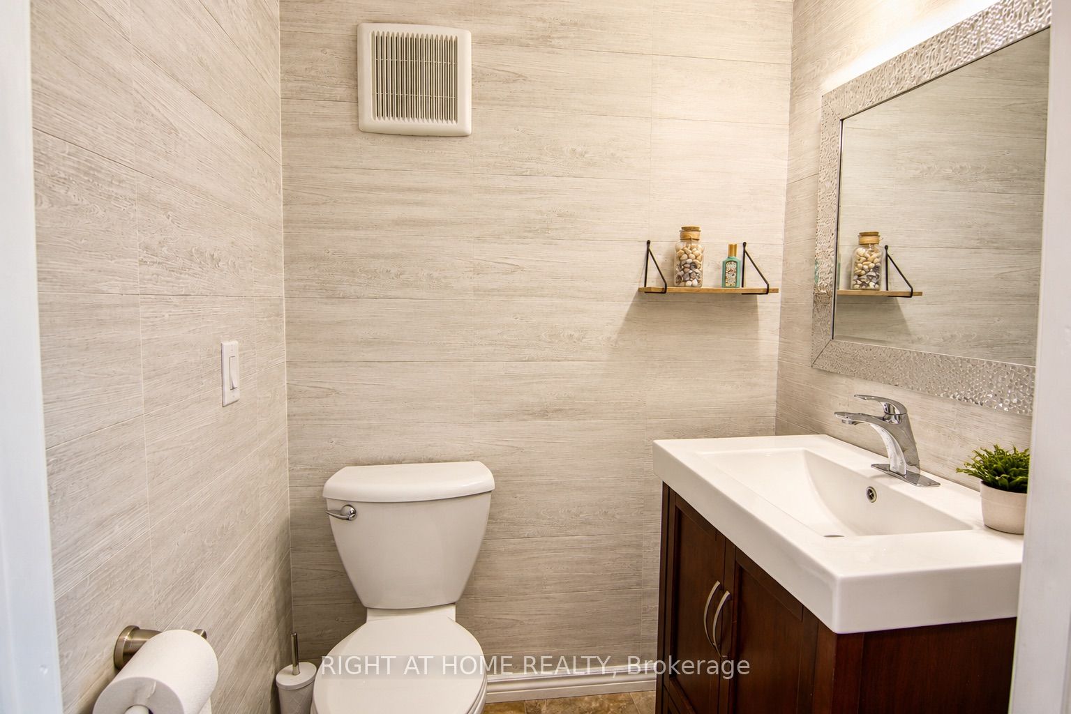 1080 Quaker Road Property Photo 22