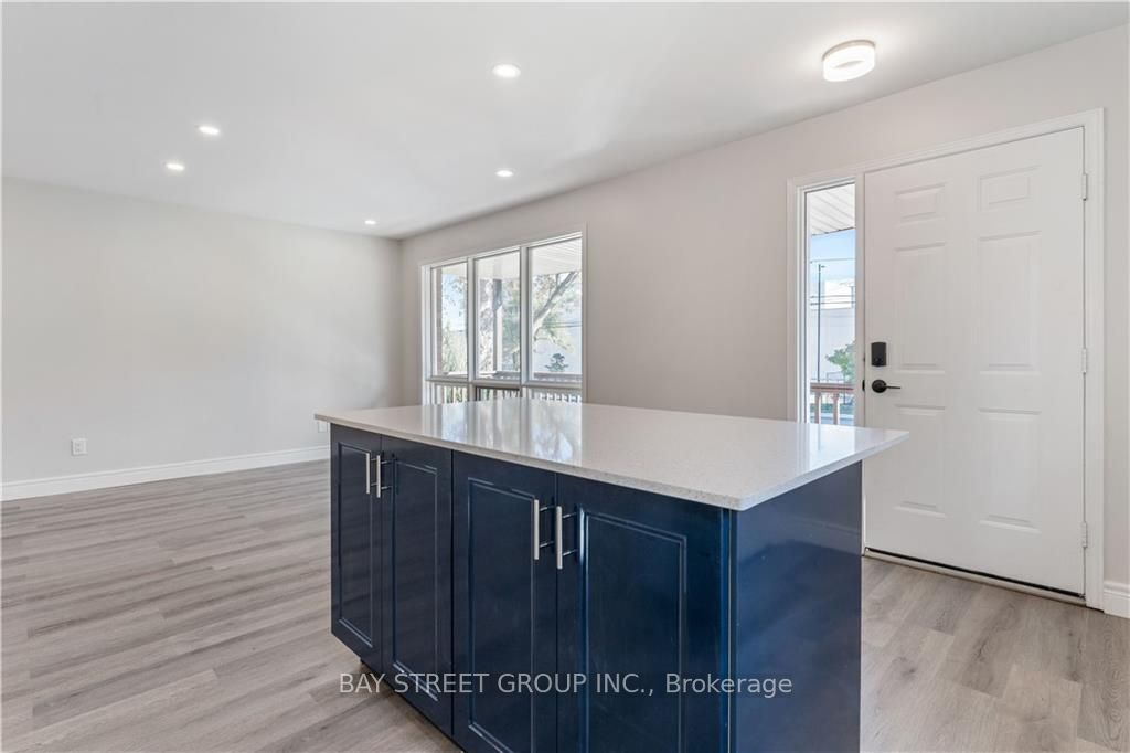 66 Ewen Road Property Photo 6