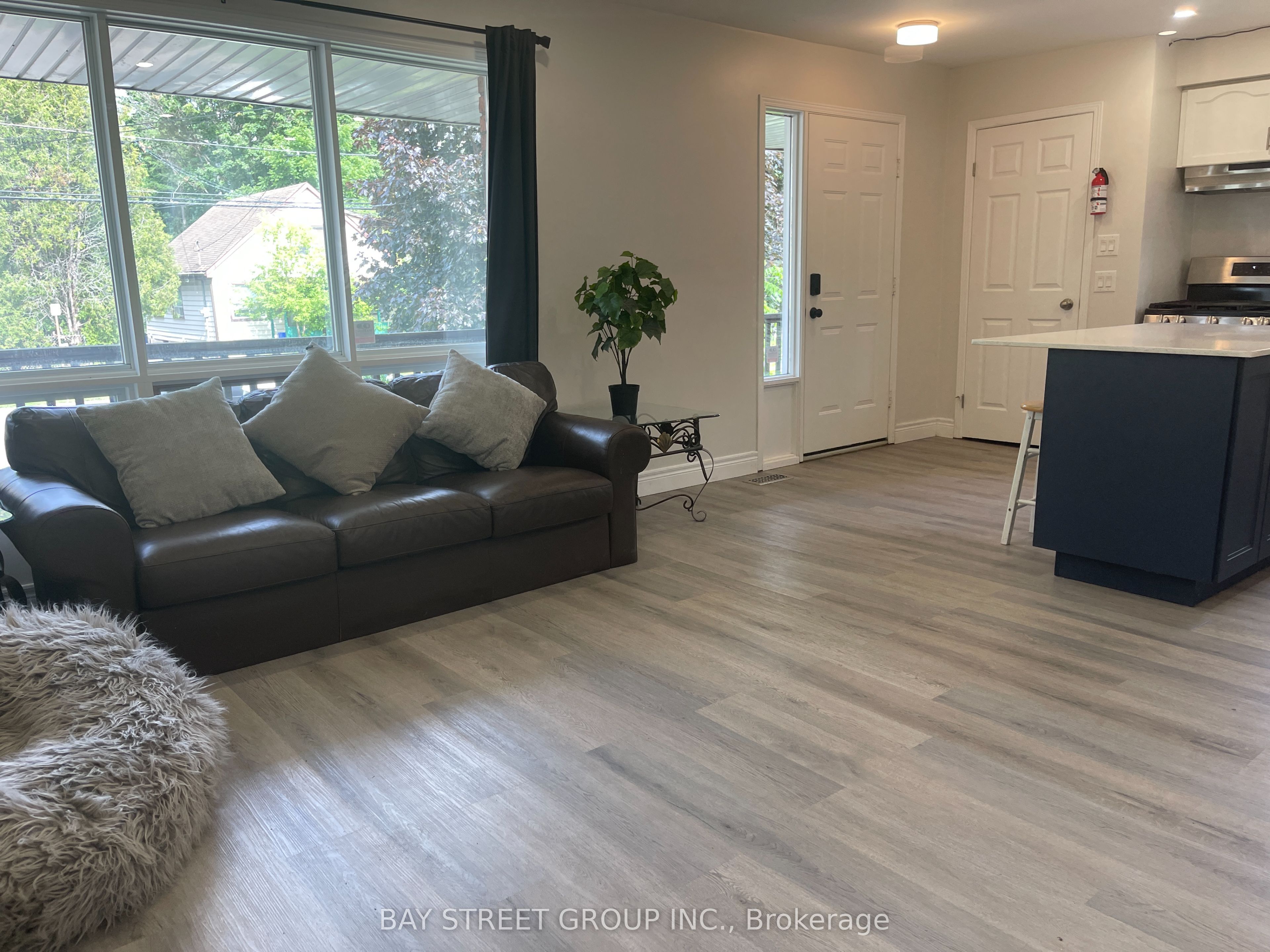 66 Ewen Road Property Photo 8