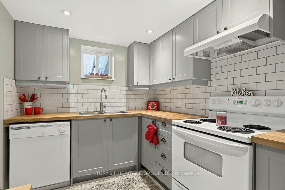 2147 Governors Road Property Photo 28