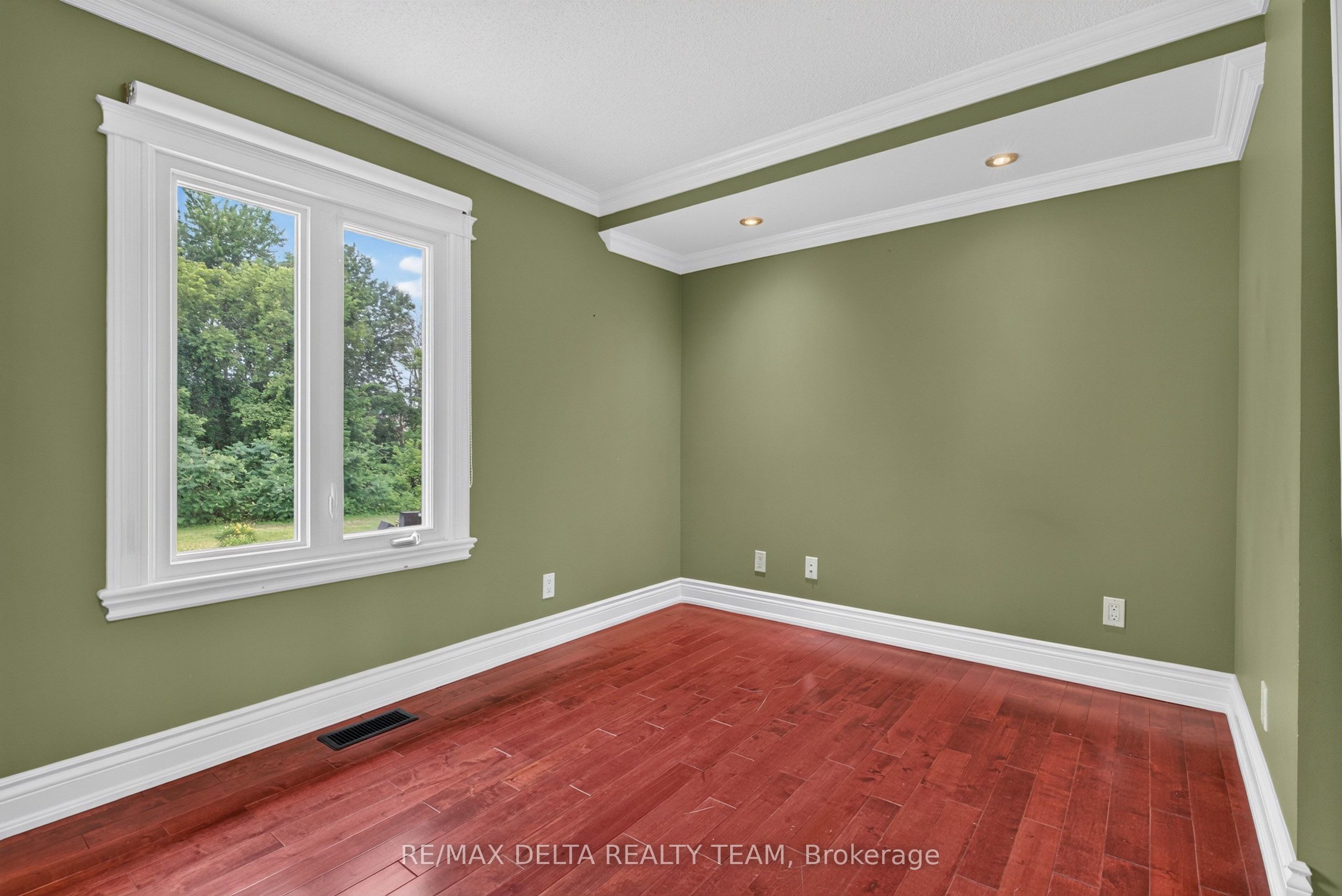 1821 Ch Bercier Road Property Photo 32