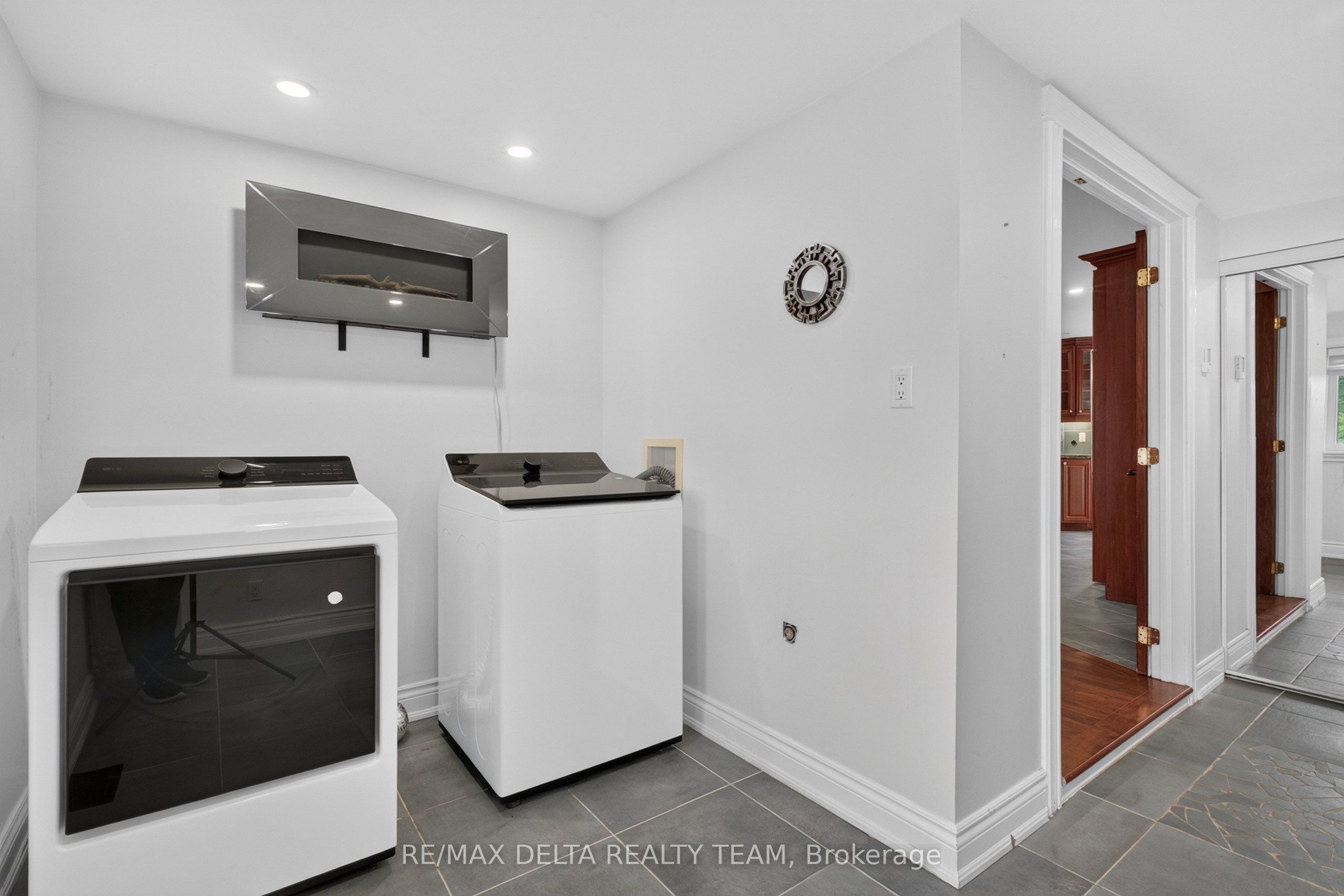 1821 Ch Bercier Road Property Photo 34