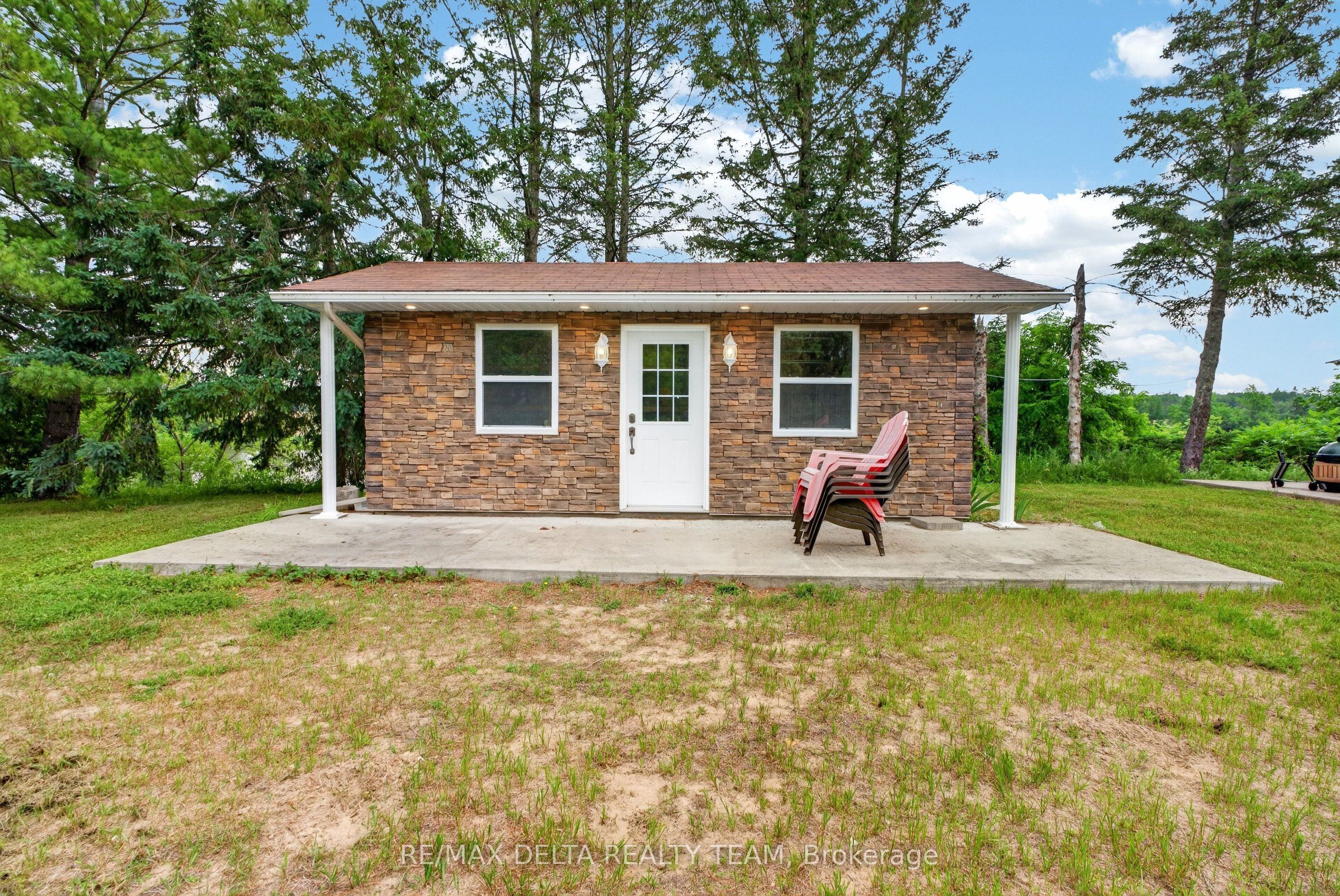 1821 Ch Bercier Road Property Photo 39