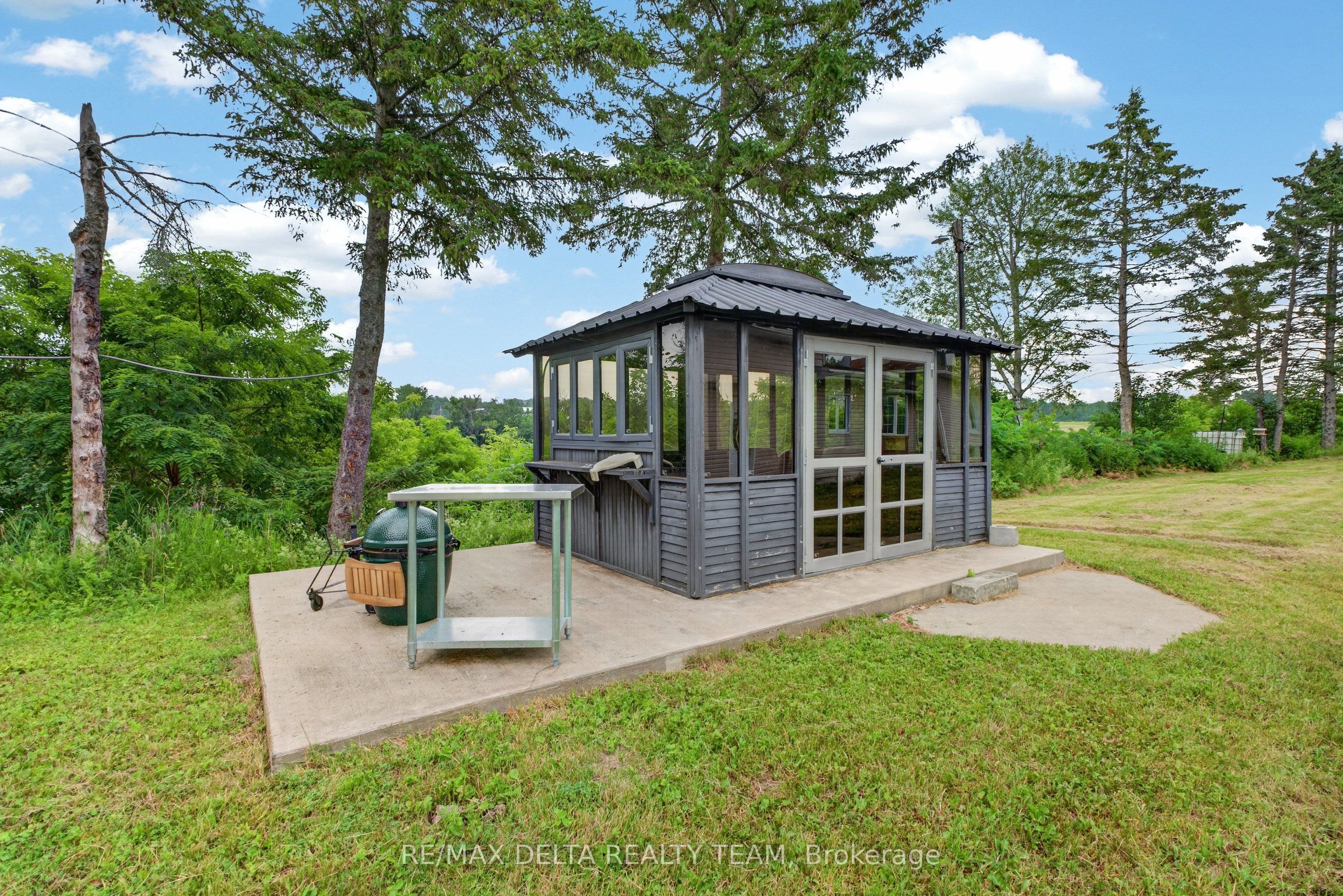 1821 Ch Bercier Road Property Photo 40