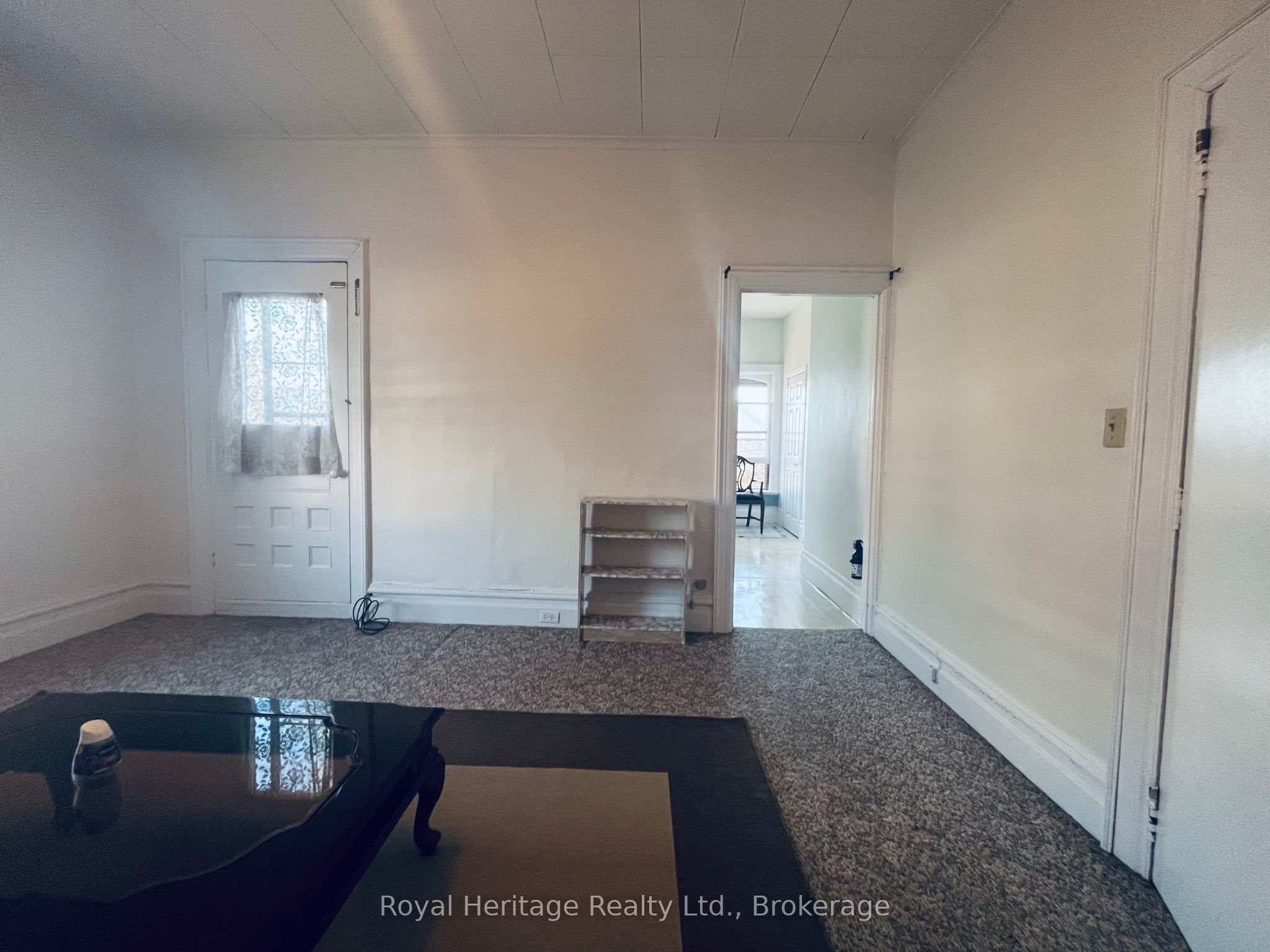 80 Bridge Street W 3 Property Photo 6