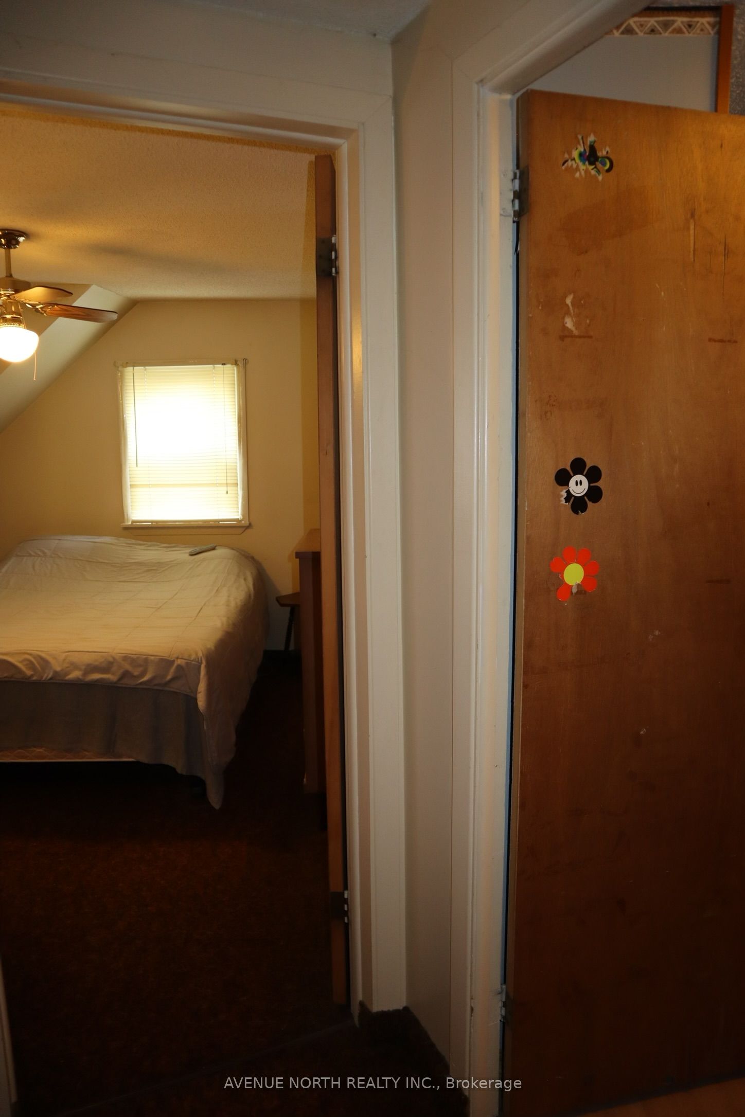2125 Old Montreal Road Property Photo 20