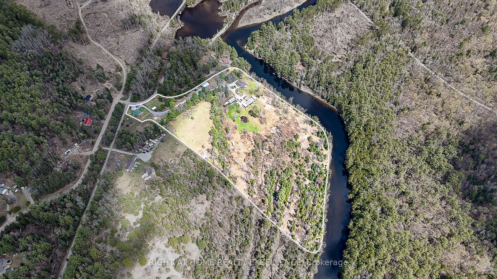1234 Howland Junction Road Property Photo 1