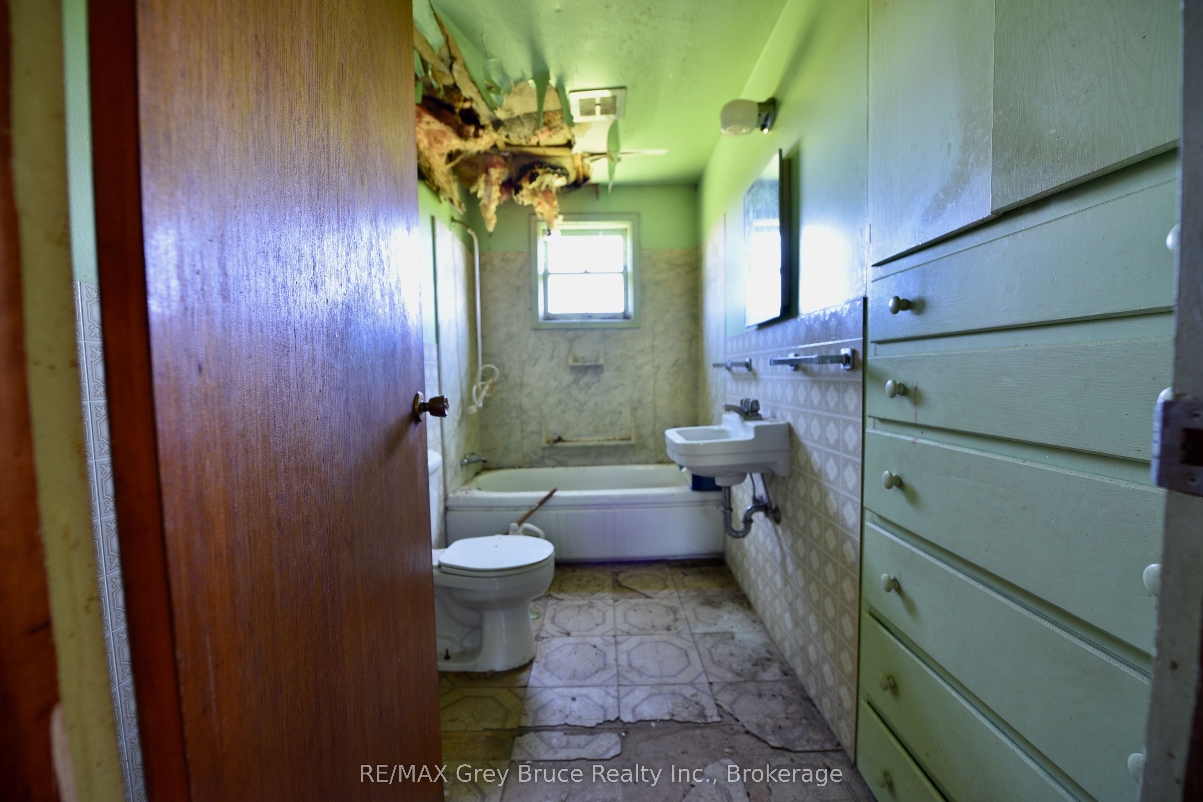 151 Bartley Drive Property Photo 21