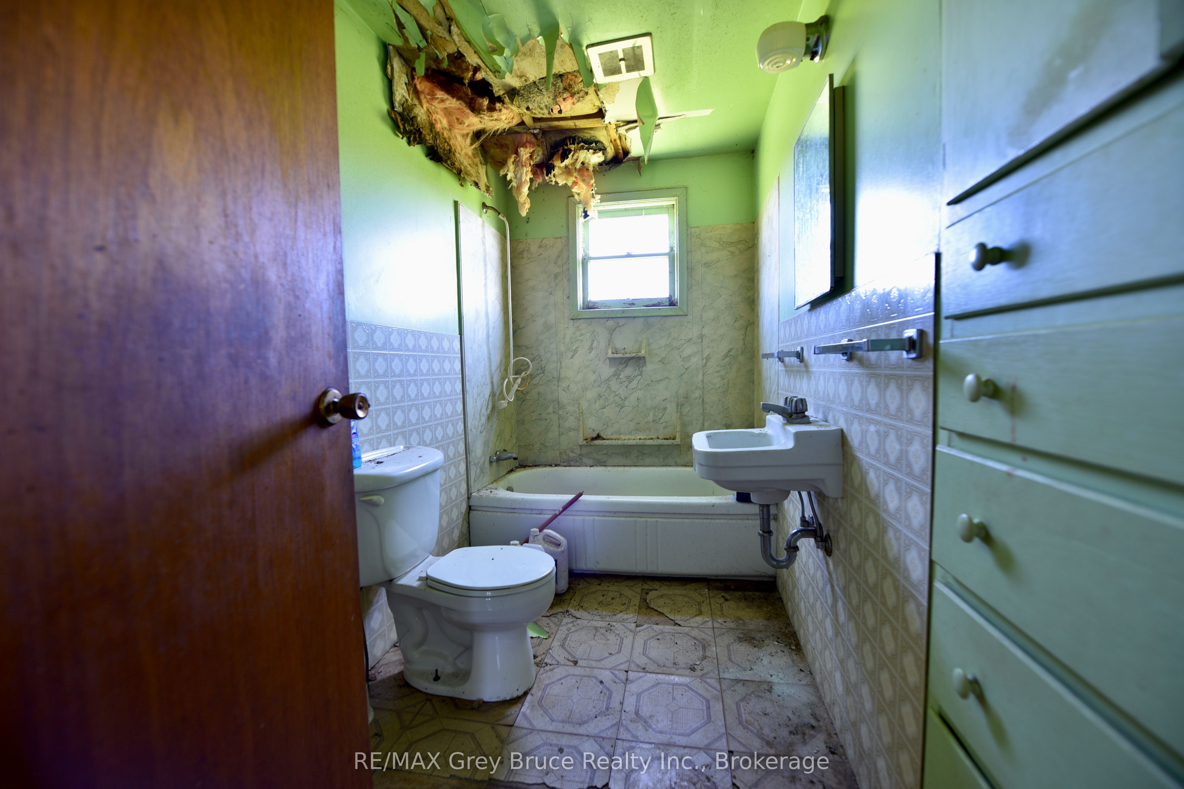 151 Bartley Drive Property Photo 22
