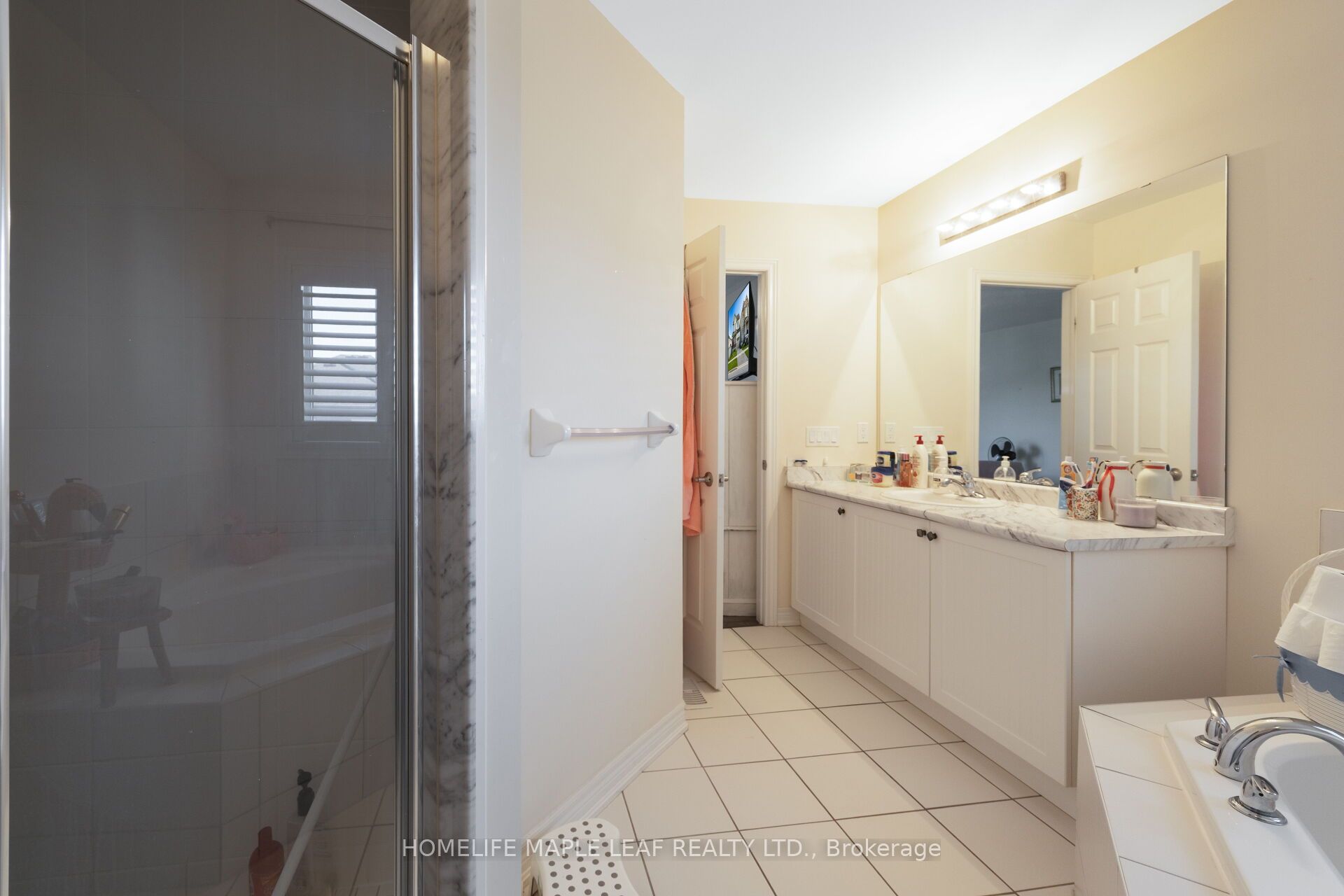 721 Cook Crescent Property Photo 32