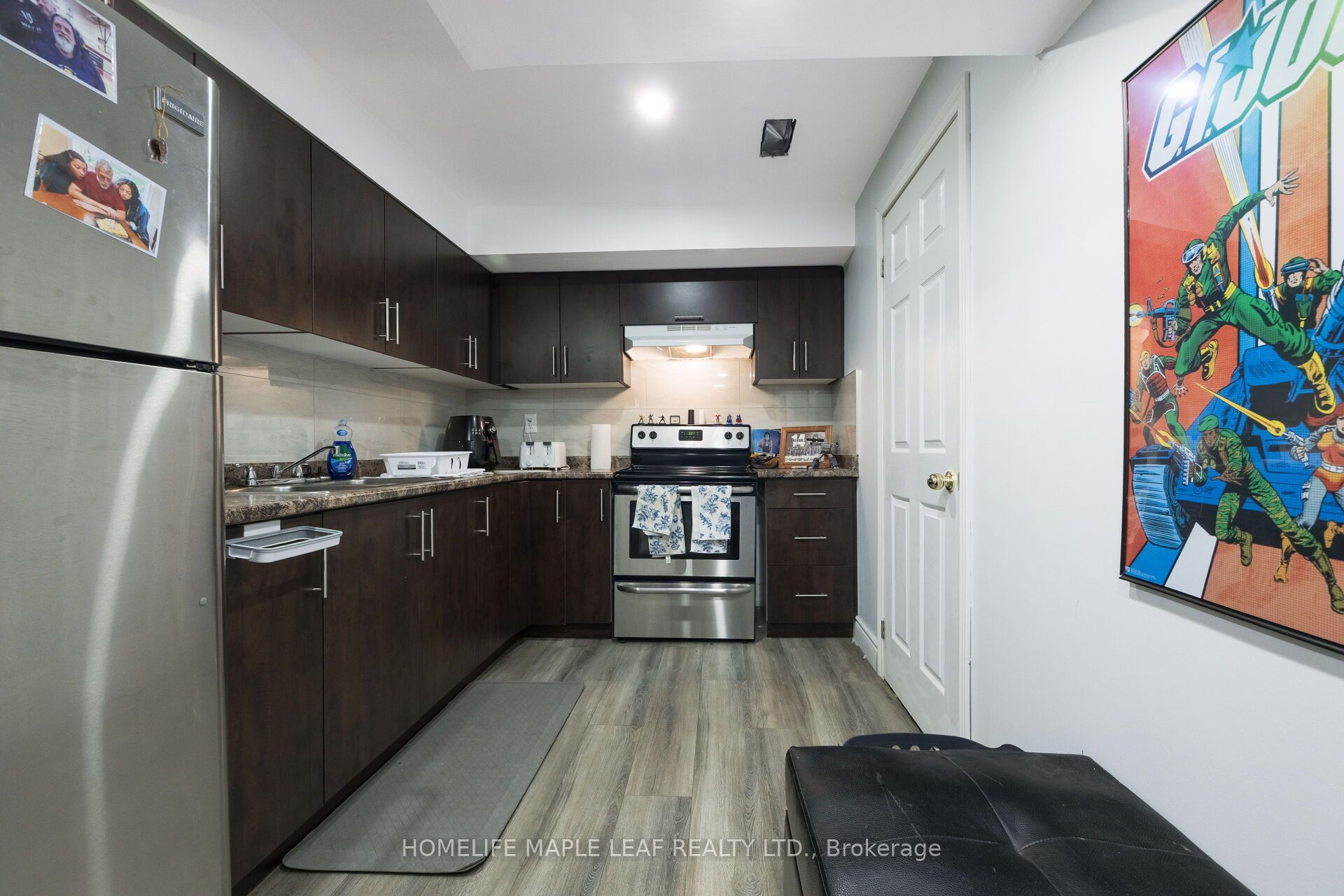 721 Cook Crescent Property Photo 40