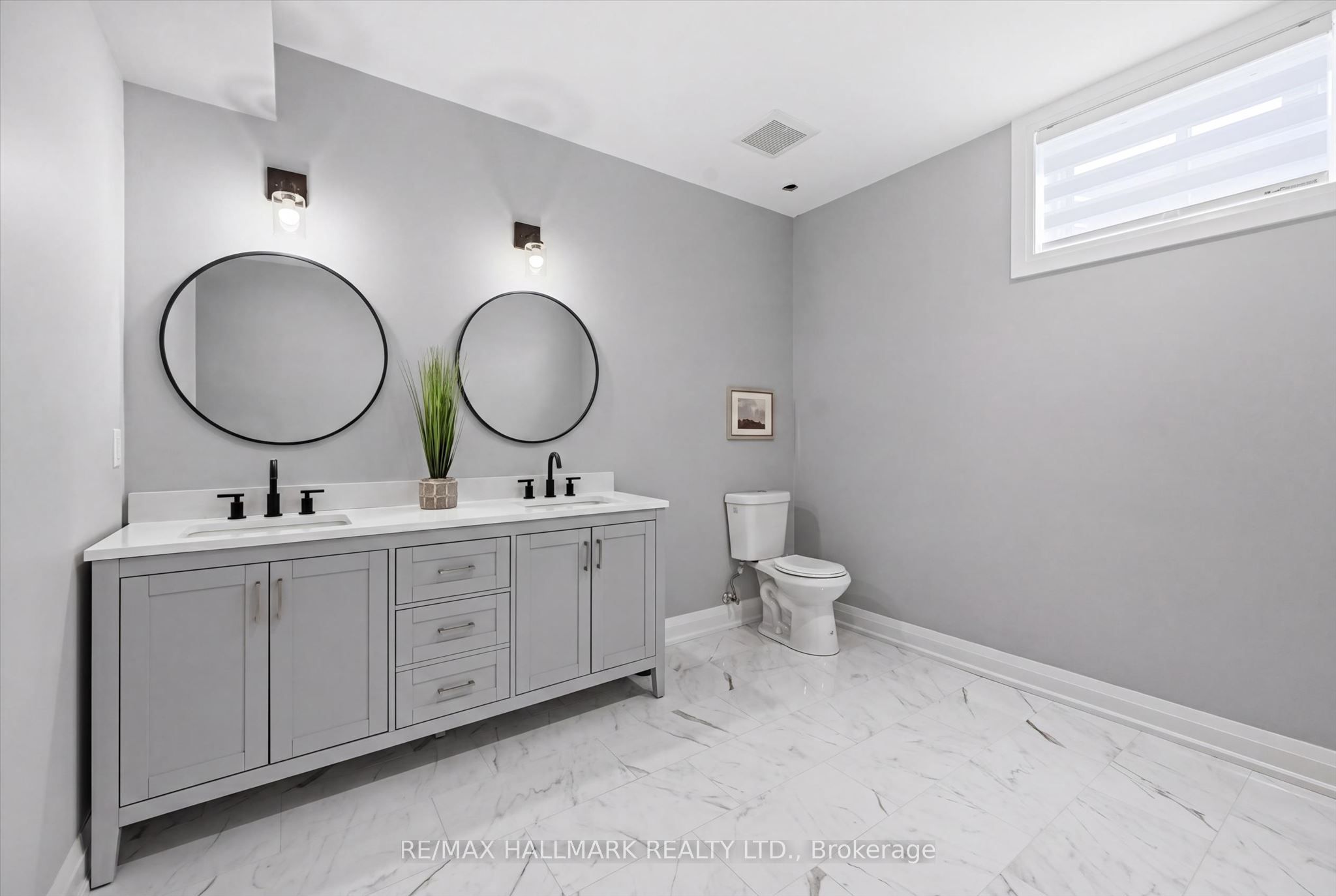 18 Kramer Court Property Photo 39