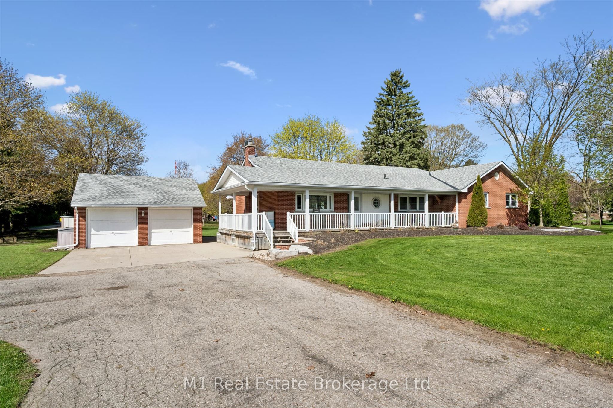 667 Sawmill Road Property Photo 9