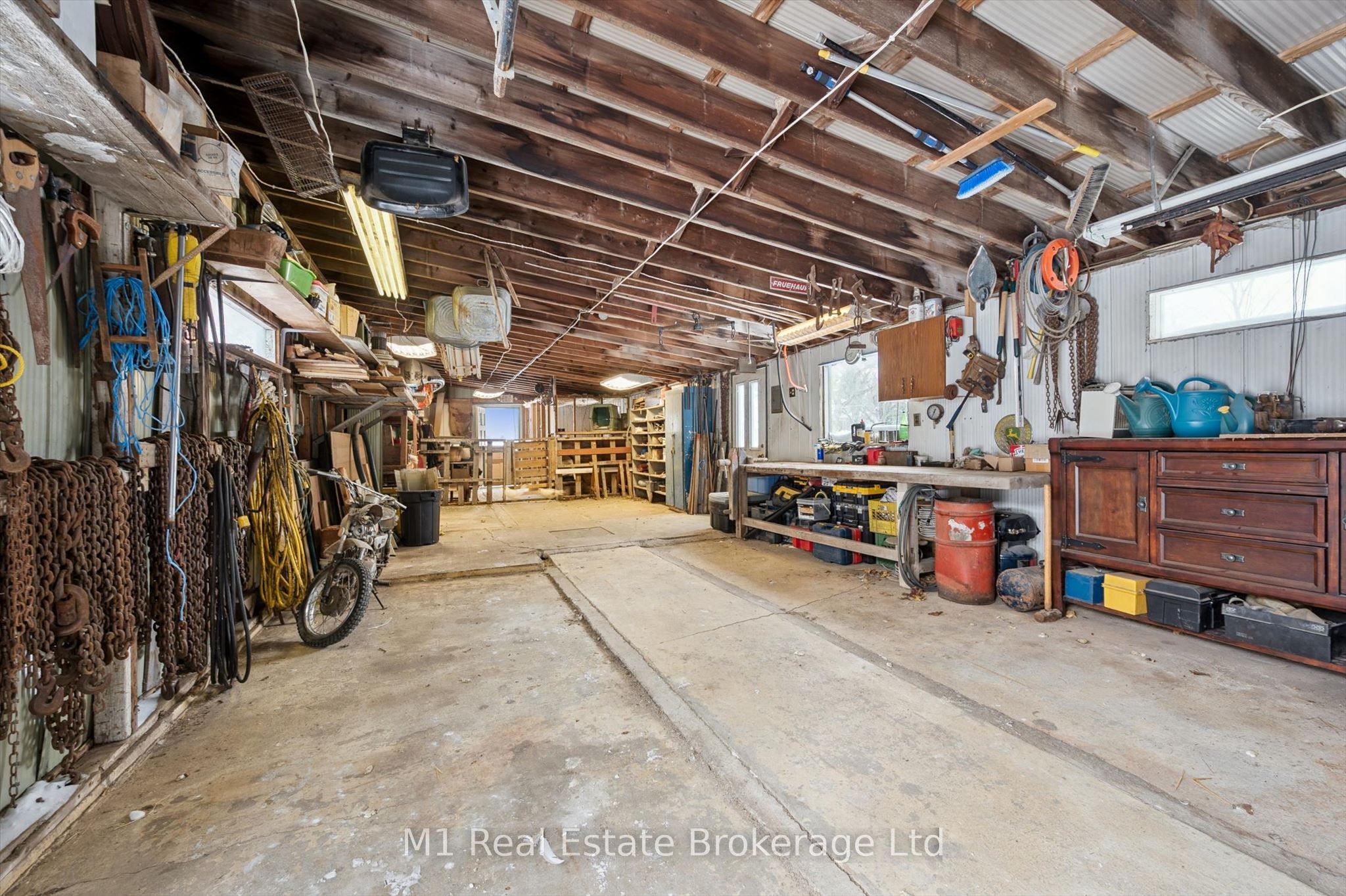667 Sawmill Road Property Photo 38