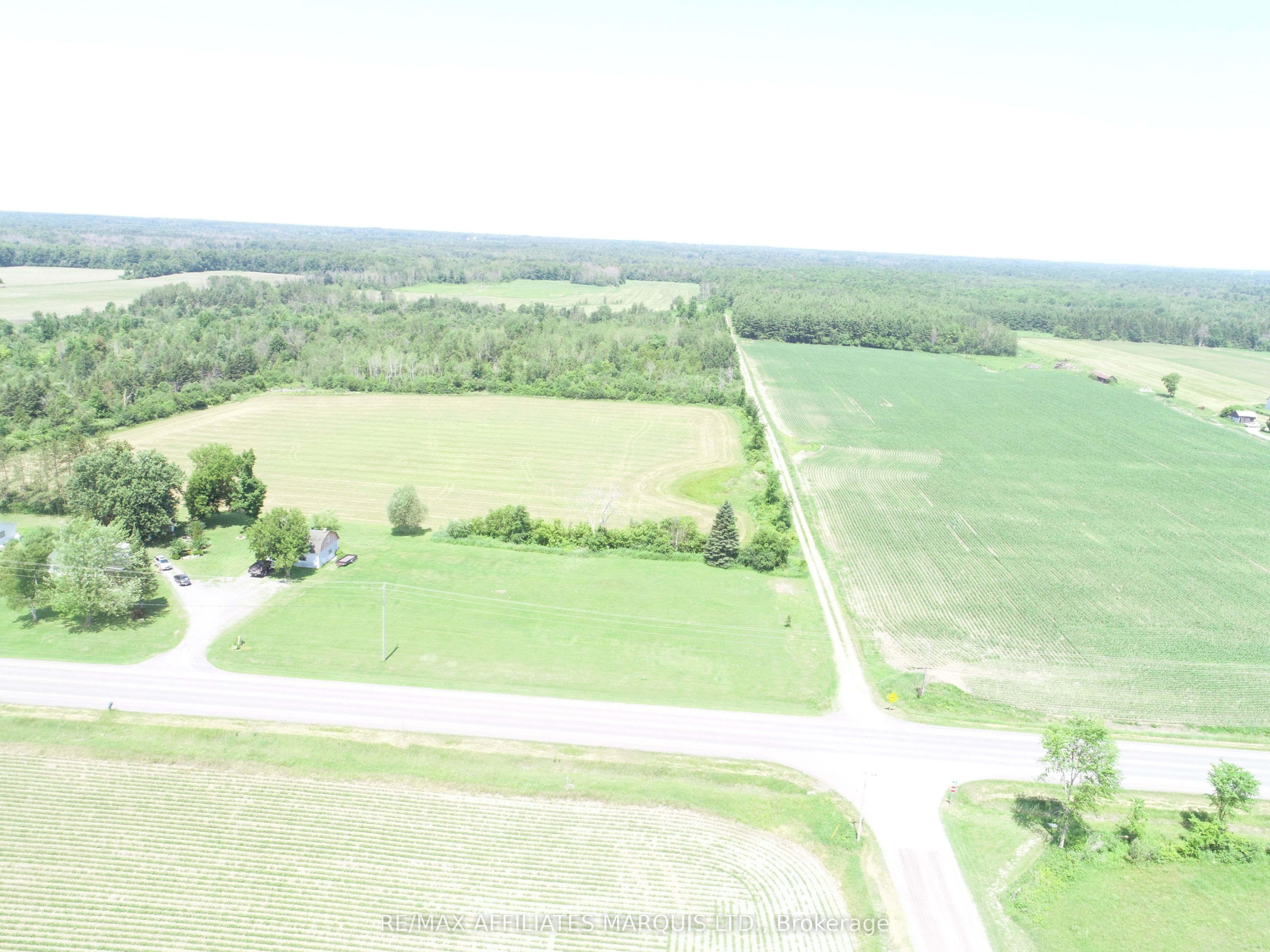 ... County 43 Road Property Photo 3