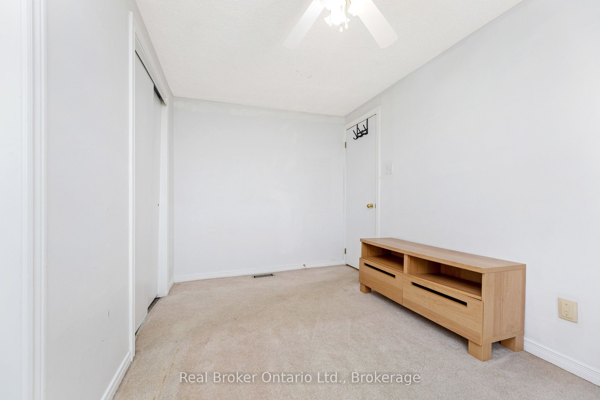 026585 89 Highway 31 Property Photo 23