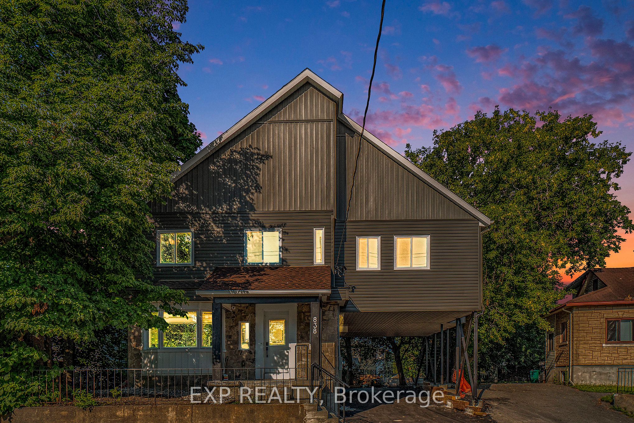838 St. Laurent Boulevard 3 Property Photo 2