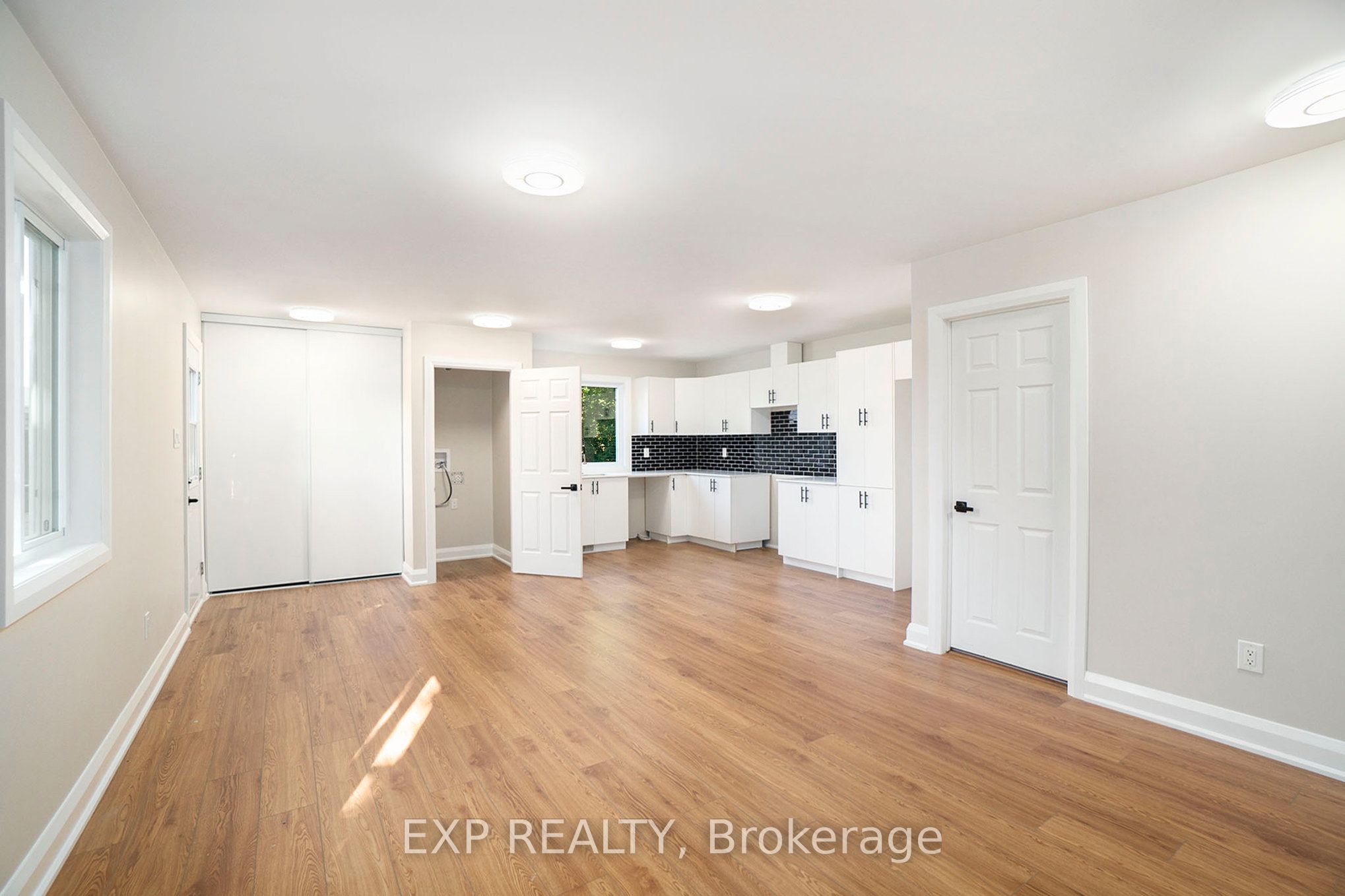 838 St. Laurent Boulevard 3 Property Photo 4