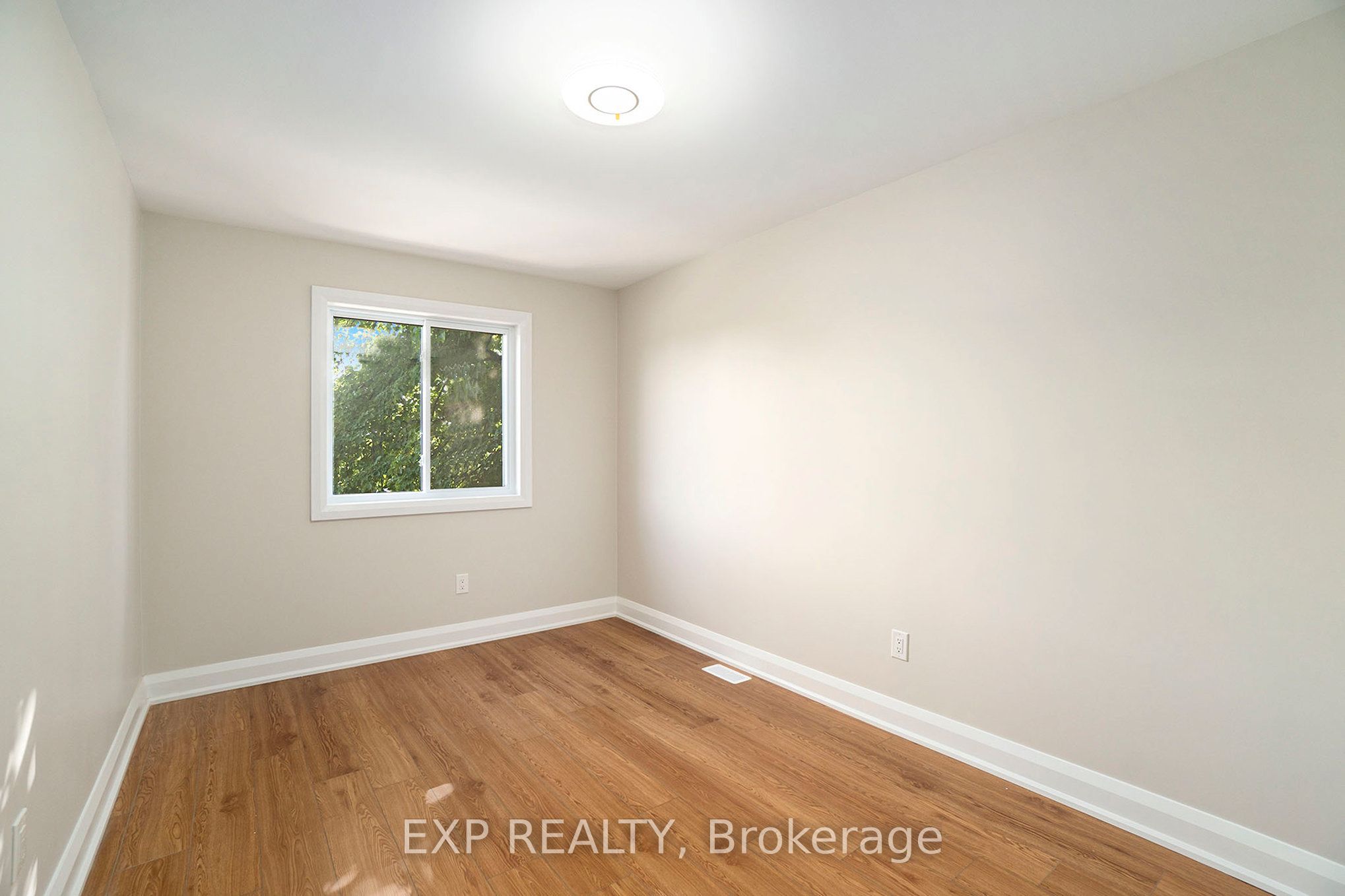 838 St. Laurent Boulevard 3 Property Photo 14