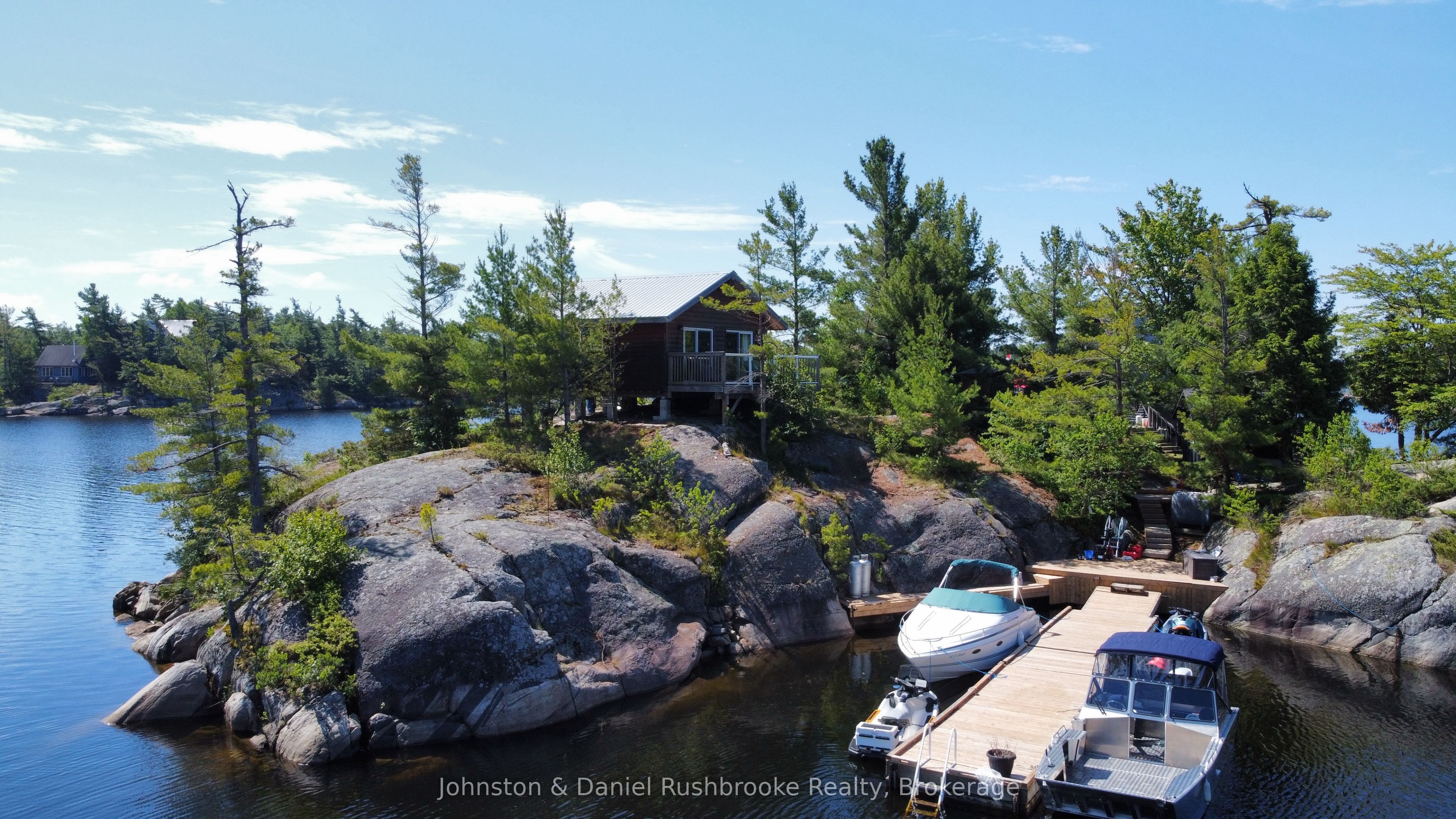 1 B244 (conger) Island Property Photo 5