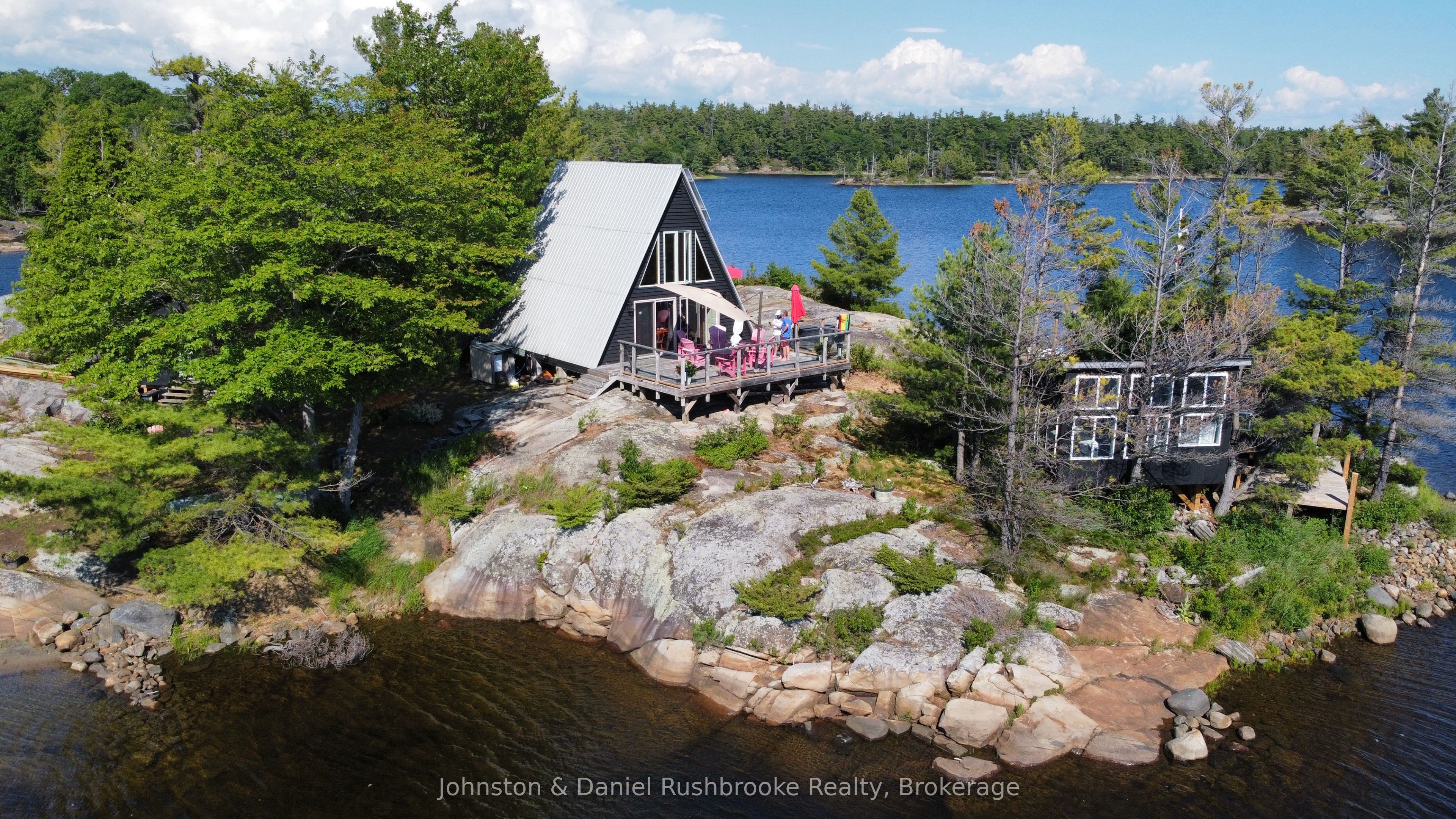 1 B244 (conger) Island Property Photo 6