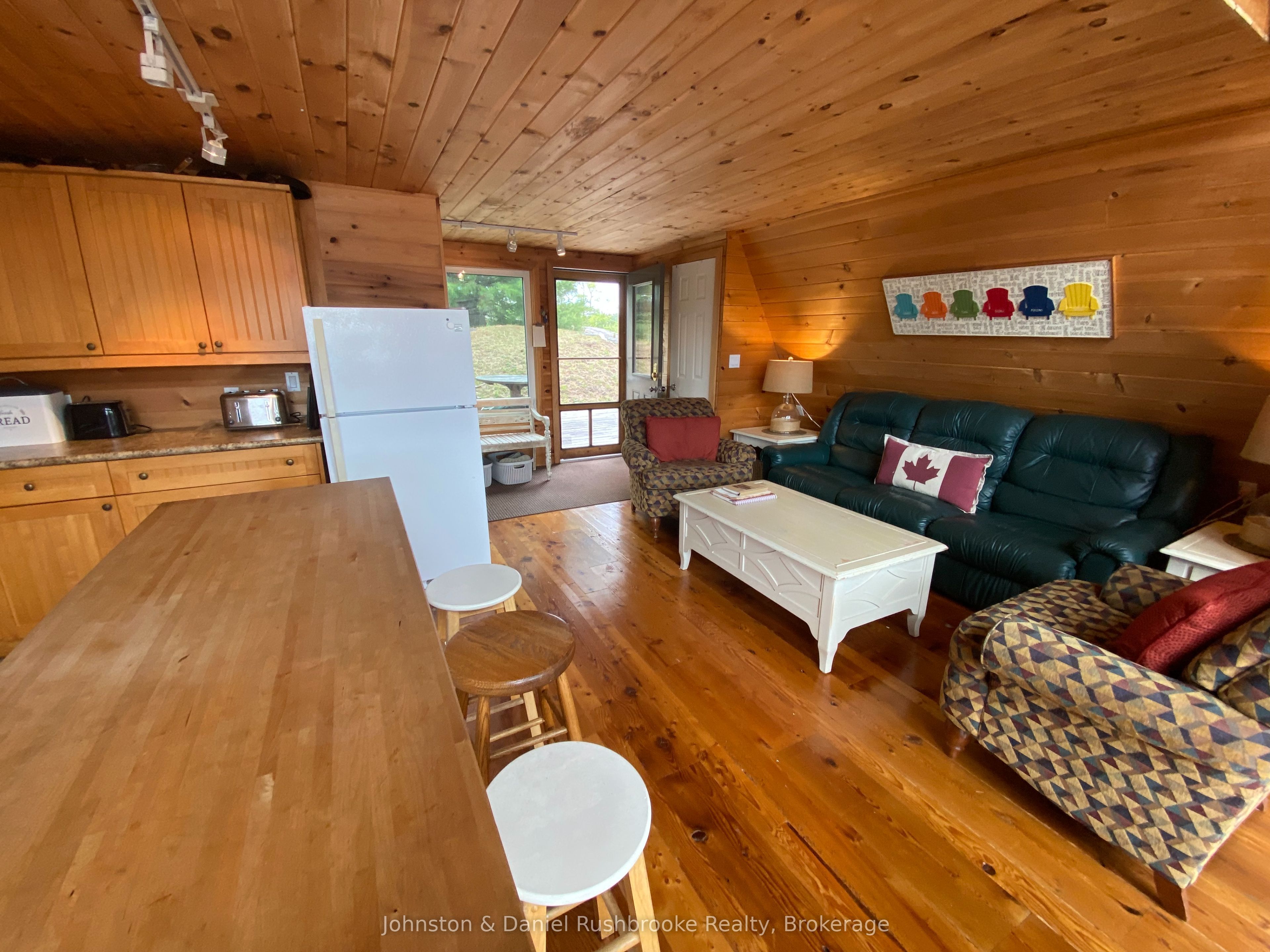 1 B244 (conger) Island Property Photo 13