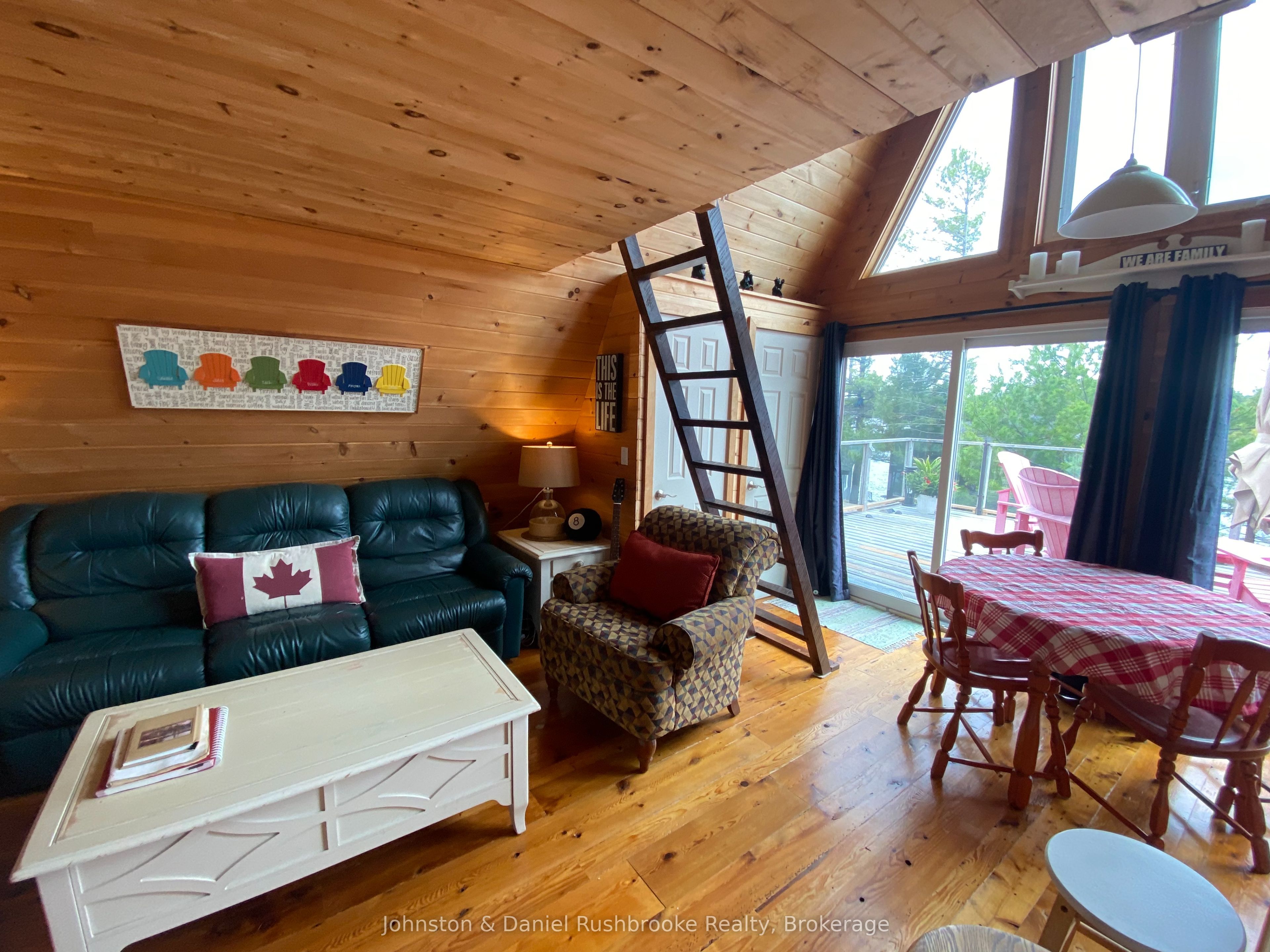 1 B244 (conger) Island Property Photo 15