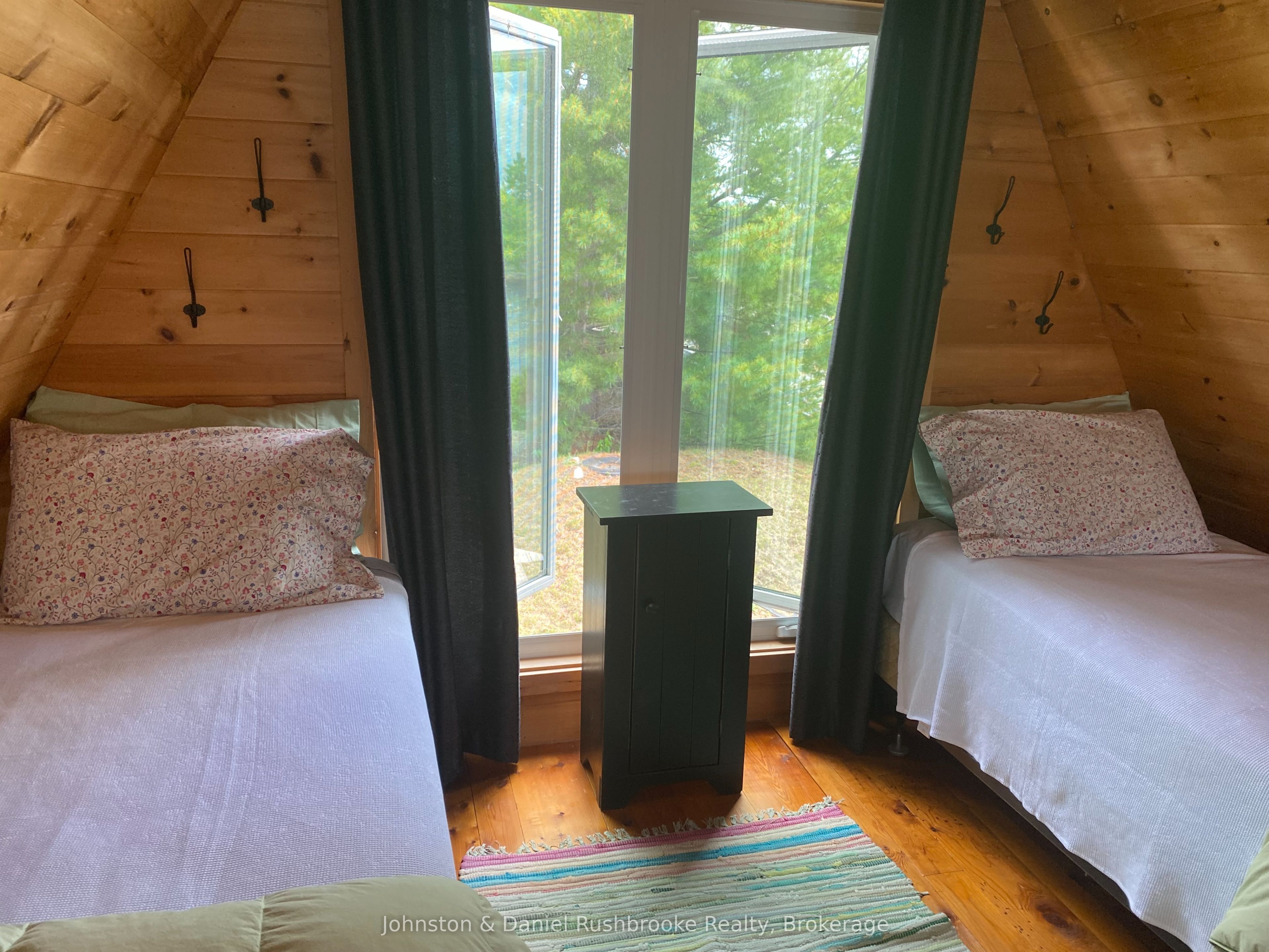 1 B244 (conger) Island Property Photo 17
