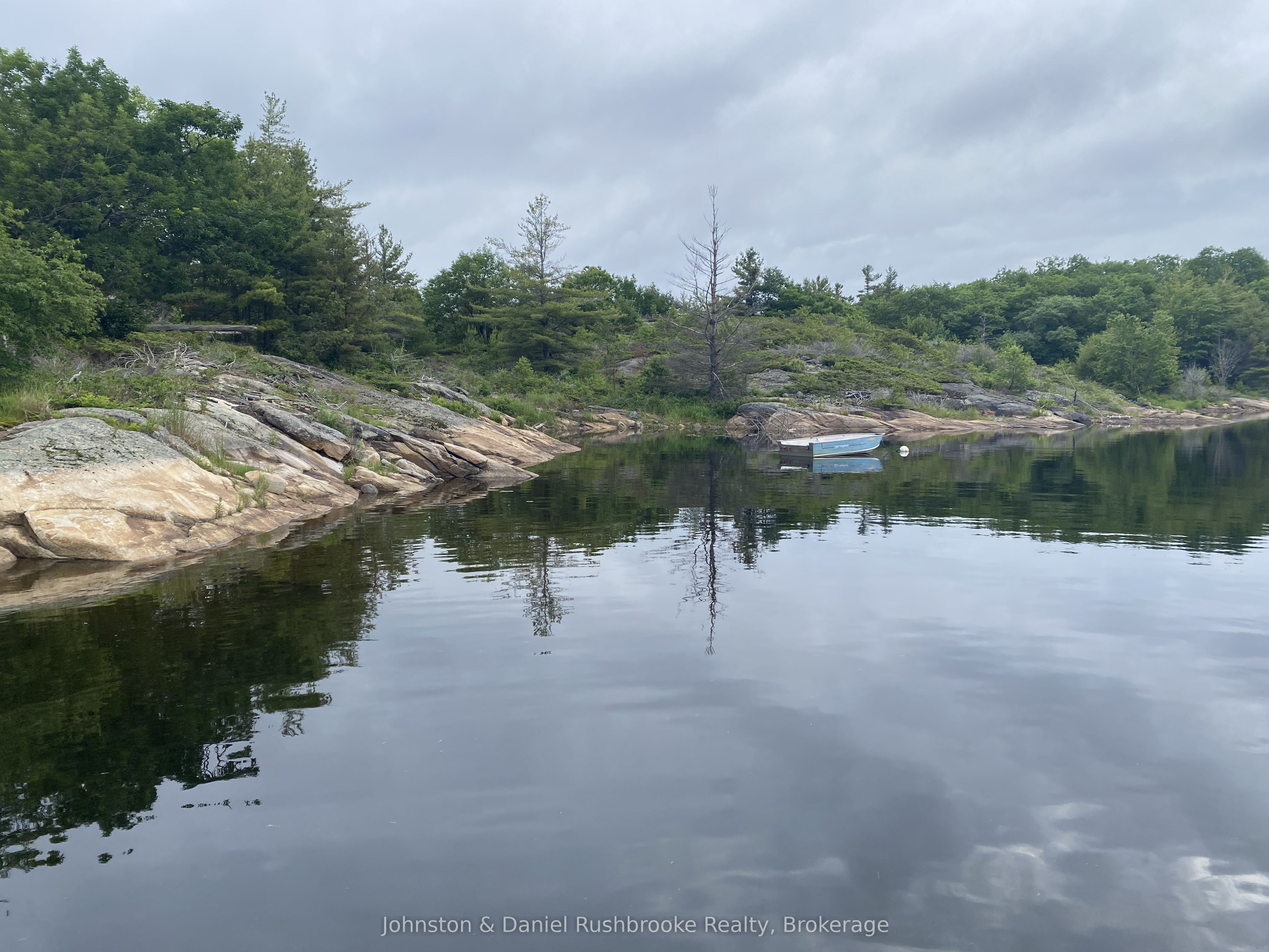 1 B244 (conger) Island Property Photo 32