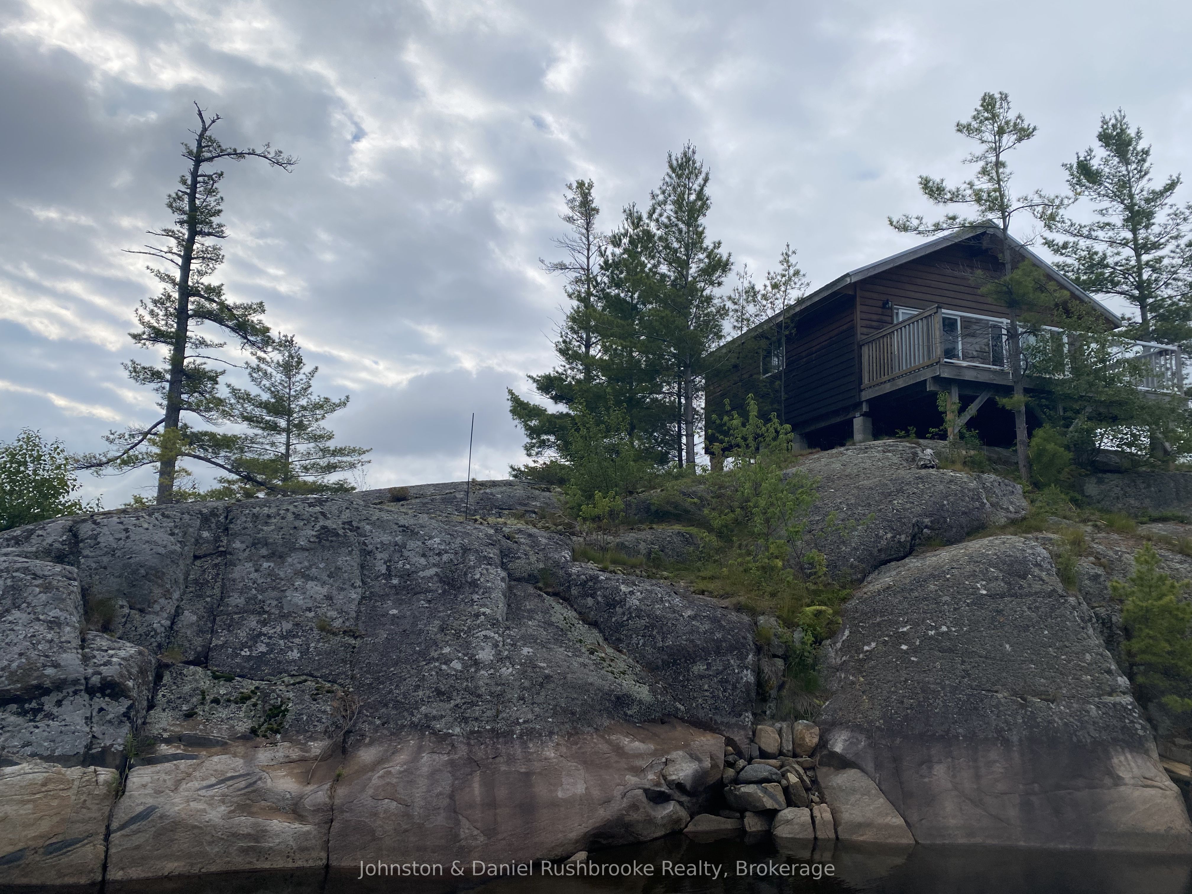 1 B244 (conger) Island Property Photo 34