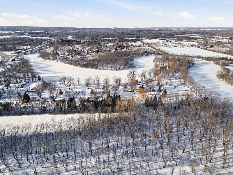 61 Carleton Cove Property Photo 4