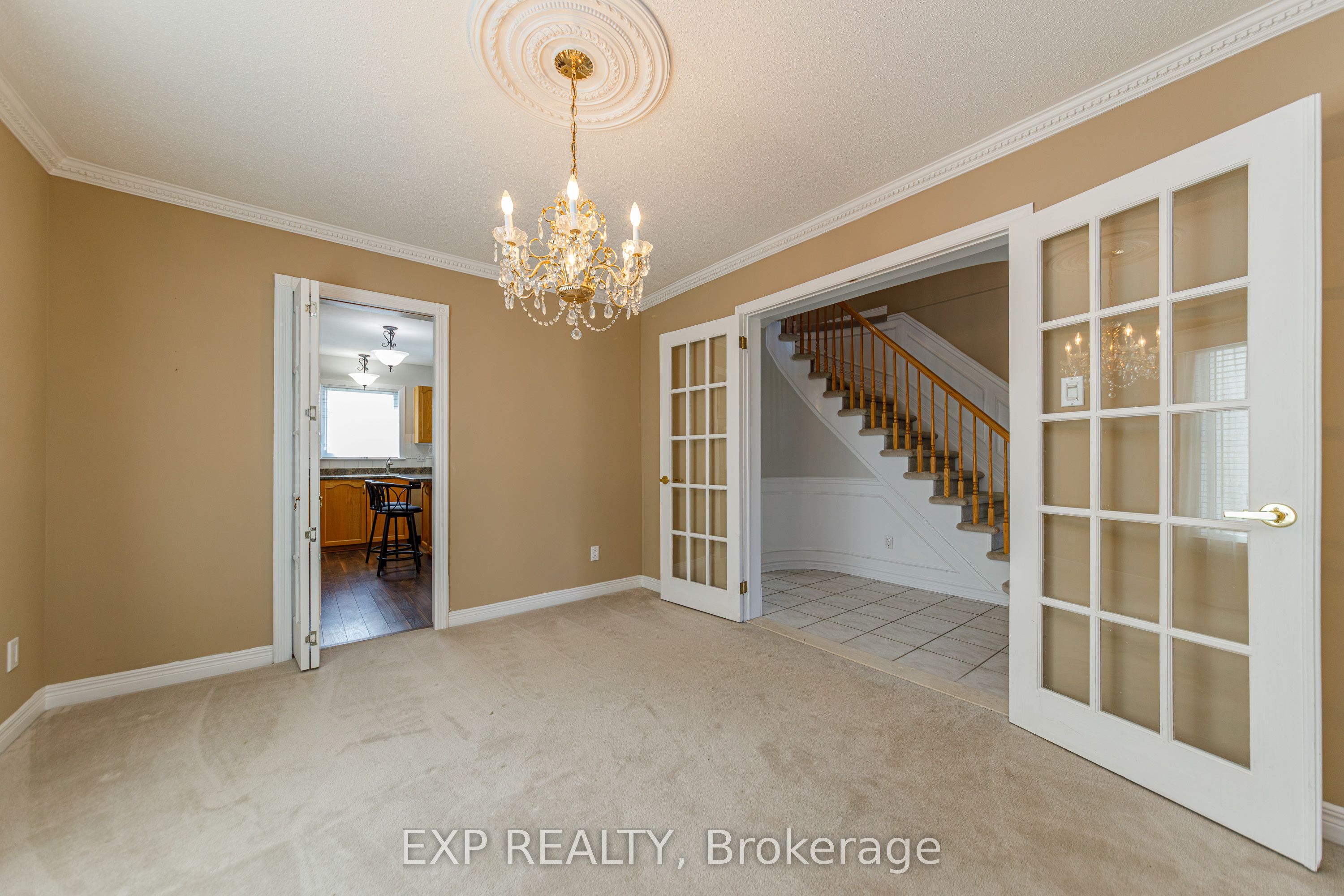 40 Newborough Crescent Property Photo 7