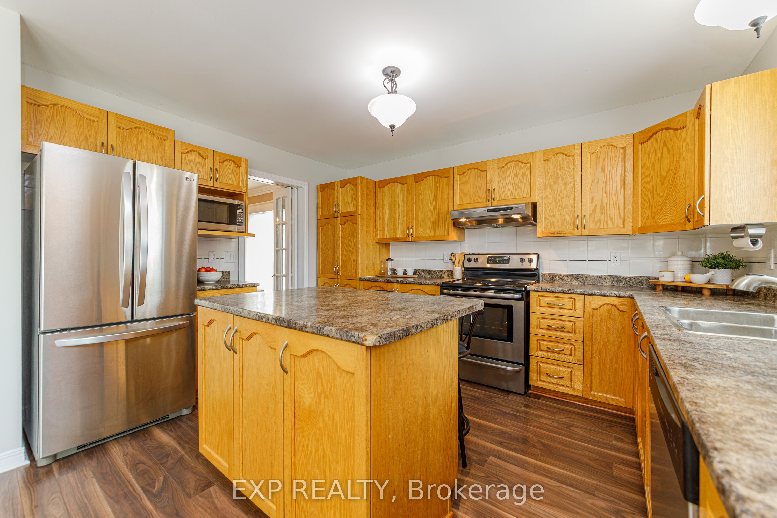 40 Newborough Crescent Property Photo 9