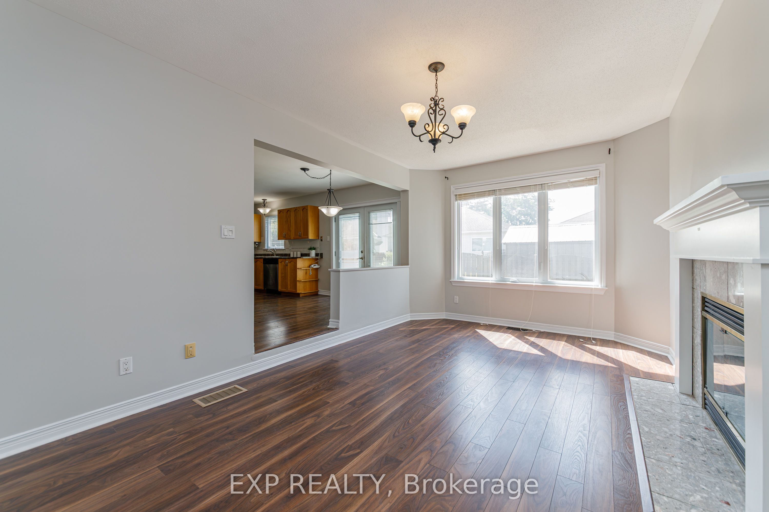 40 Newborough Crescent Property Photo 13