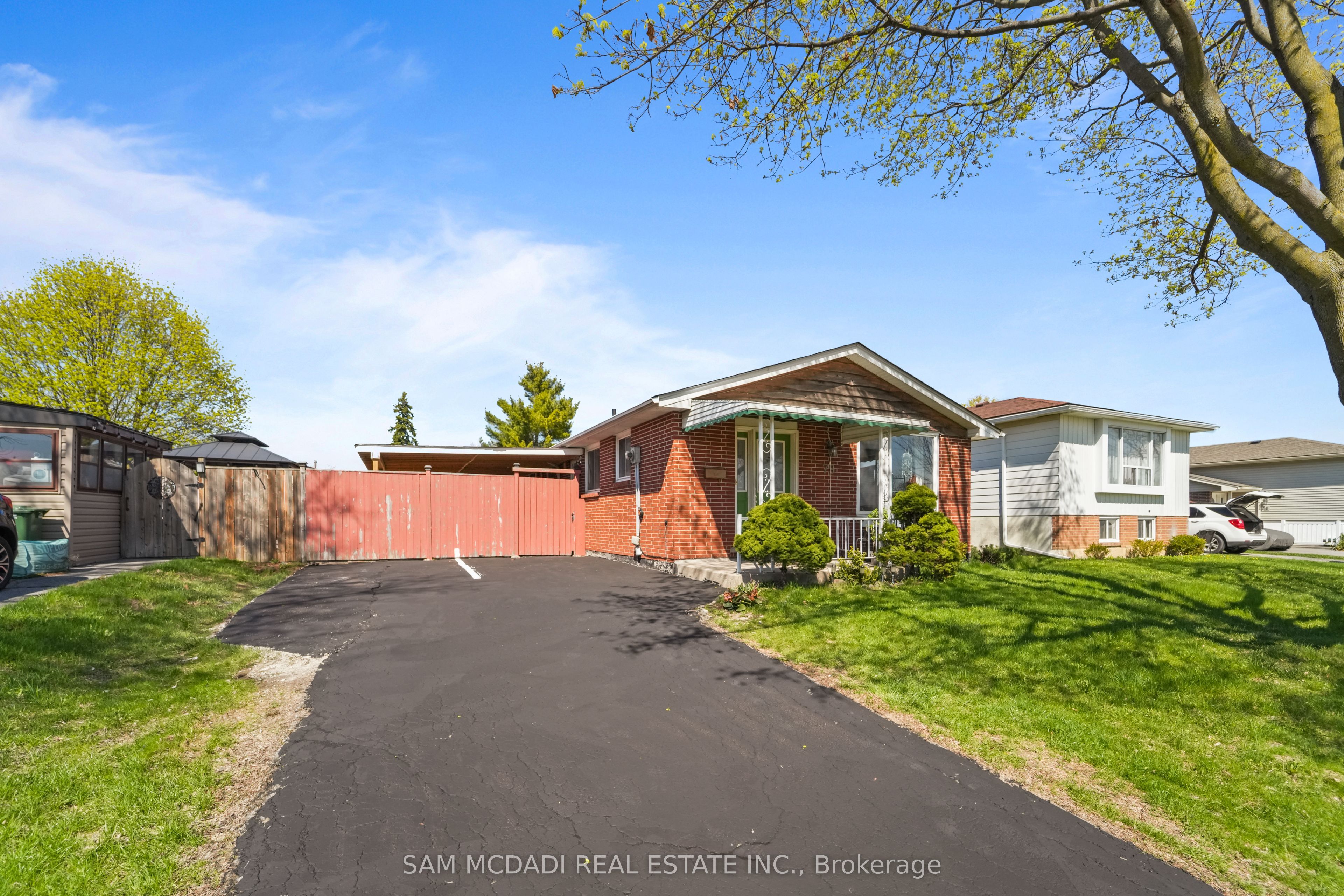 79 Locheed Drive Property Photo 1