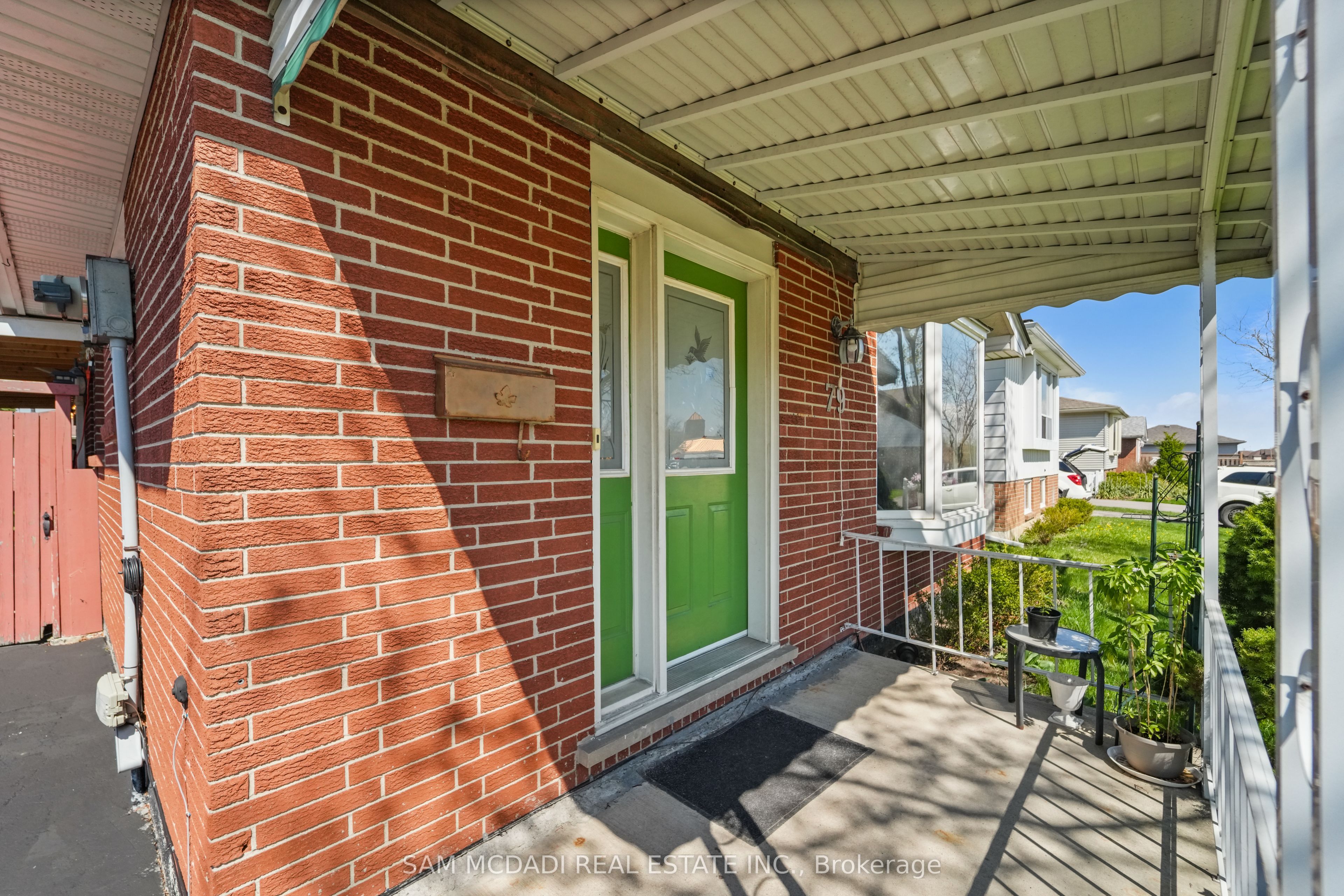 79 Locheed Drive Property Photo 6