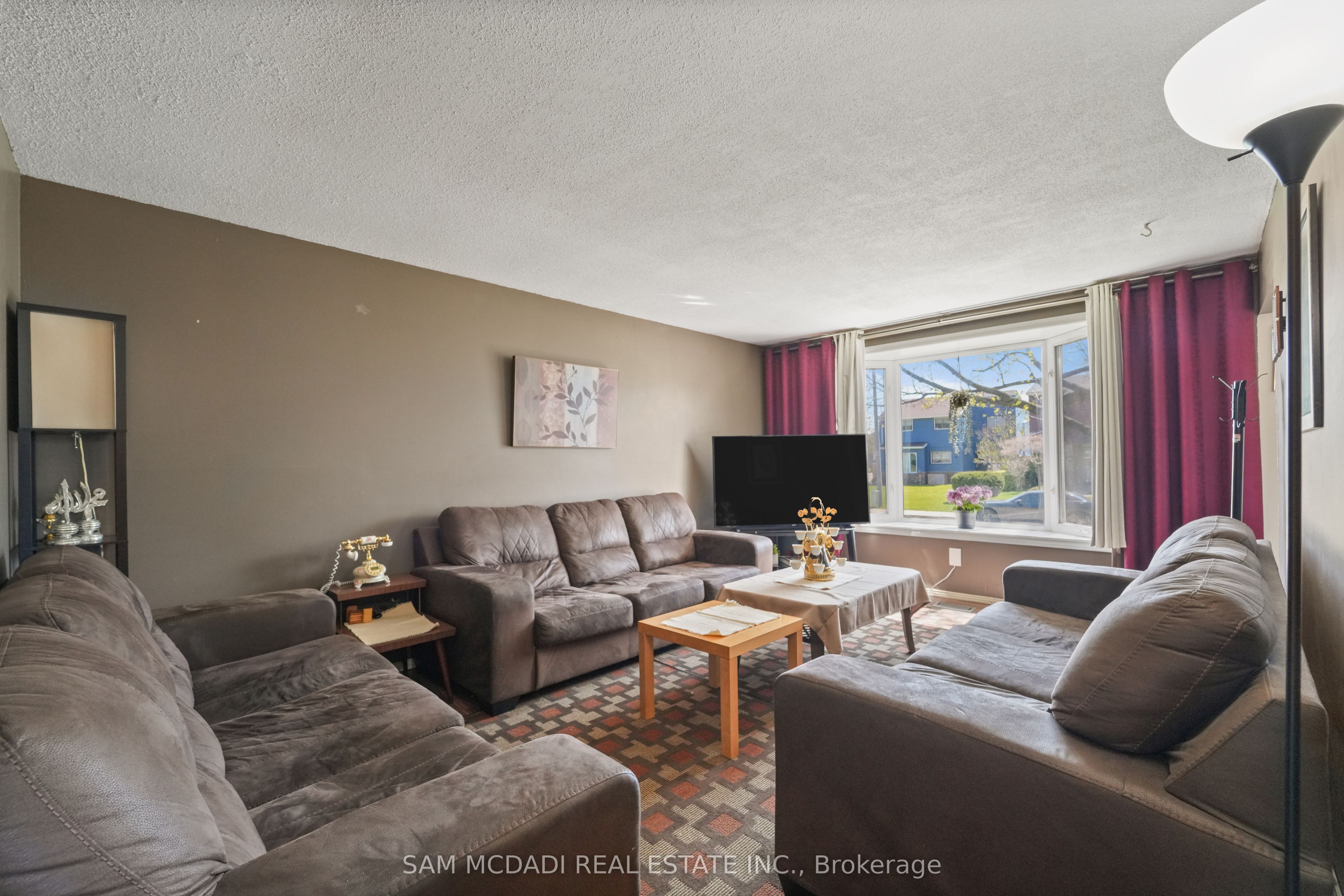 79 Locheed Drive Property Photo 9
