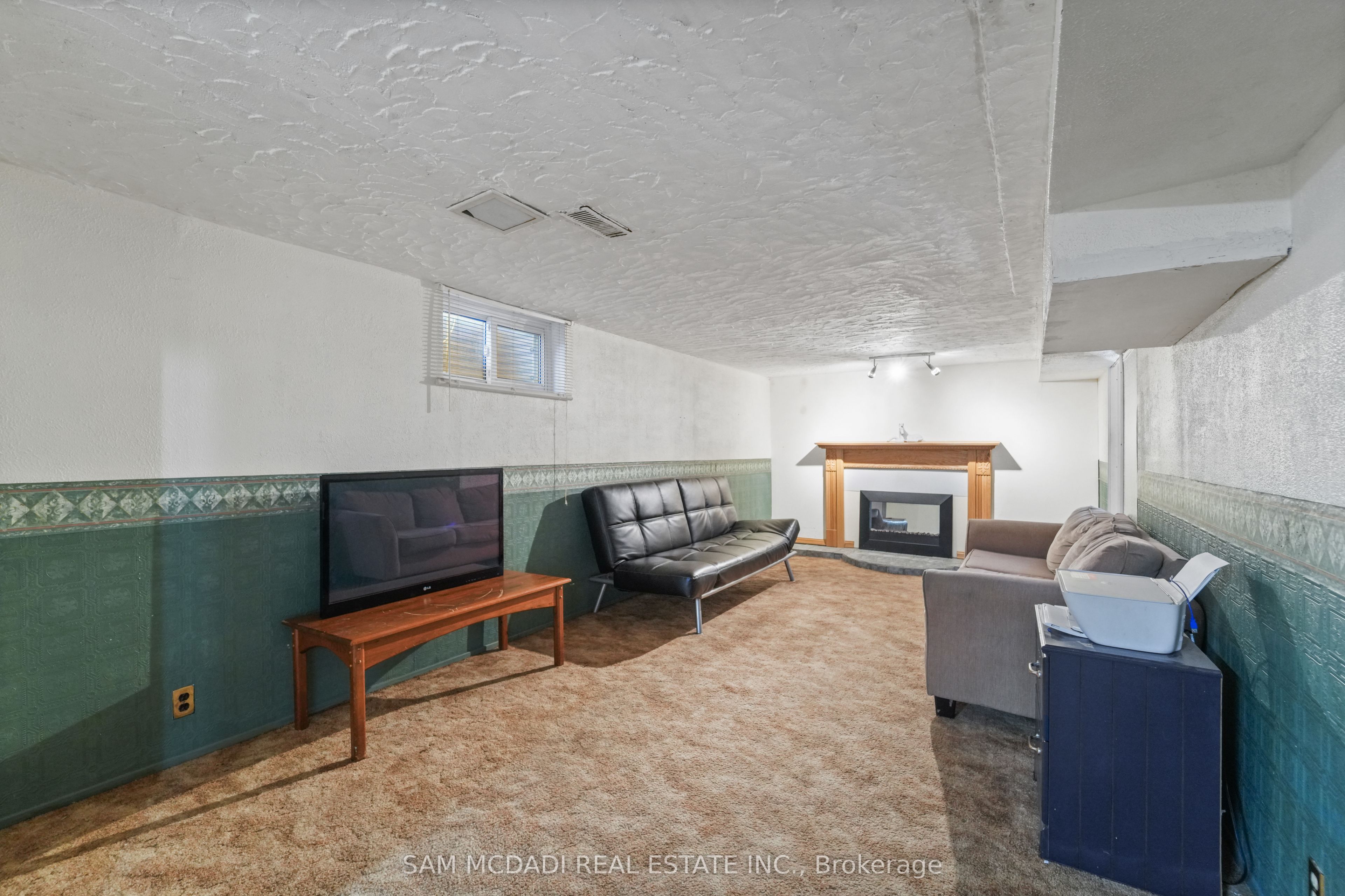 79 Locheed Drive Property Photo 22