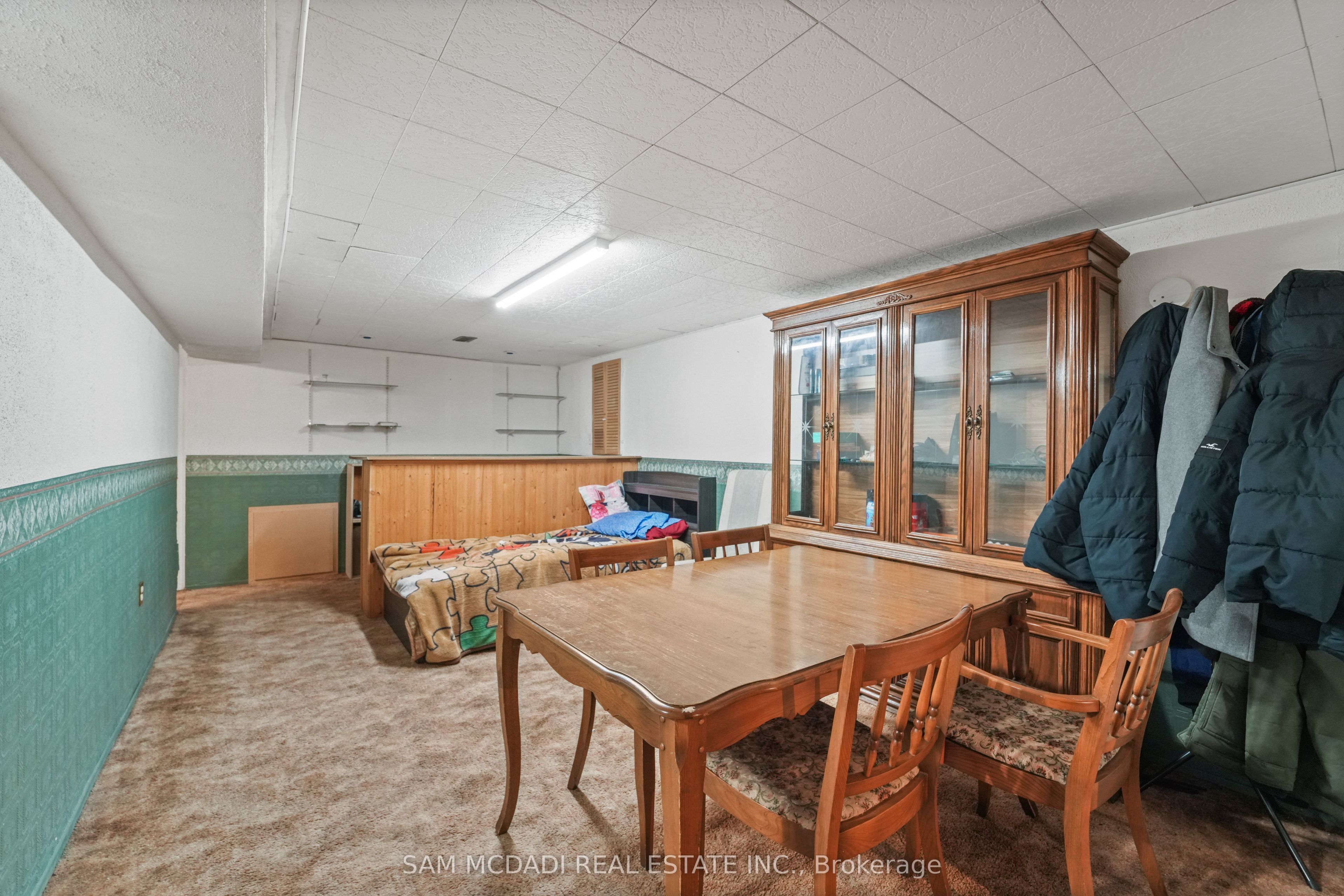 79 Locheed Drive Property Photo 27