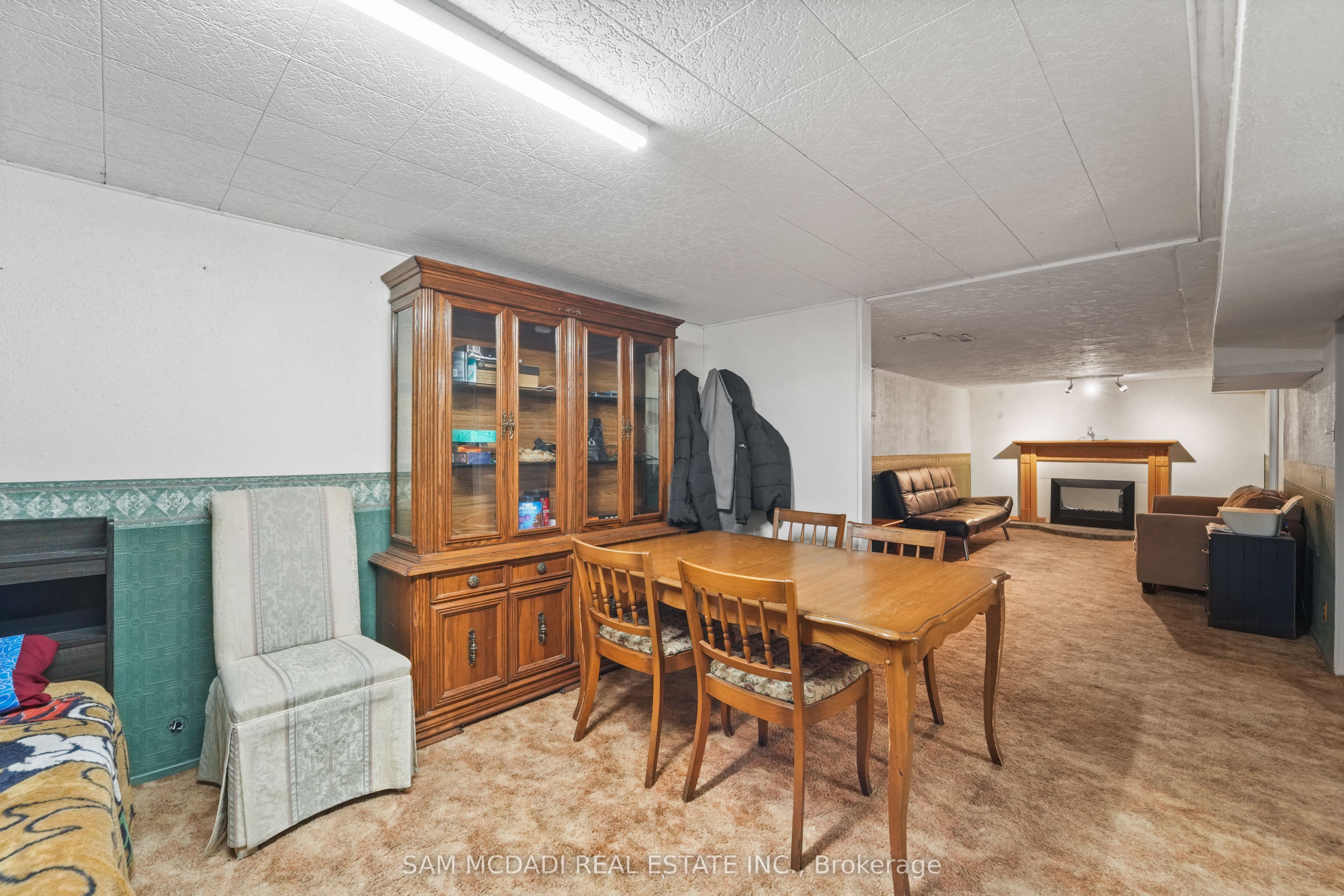 79 Locheed Drive Property Photo 28