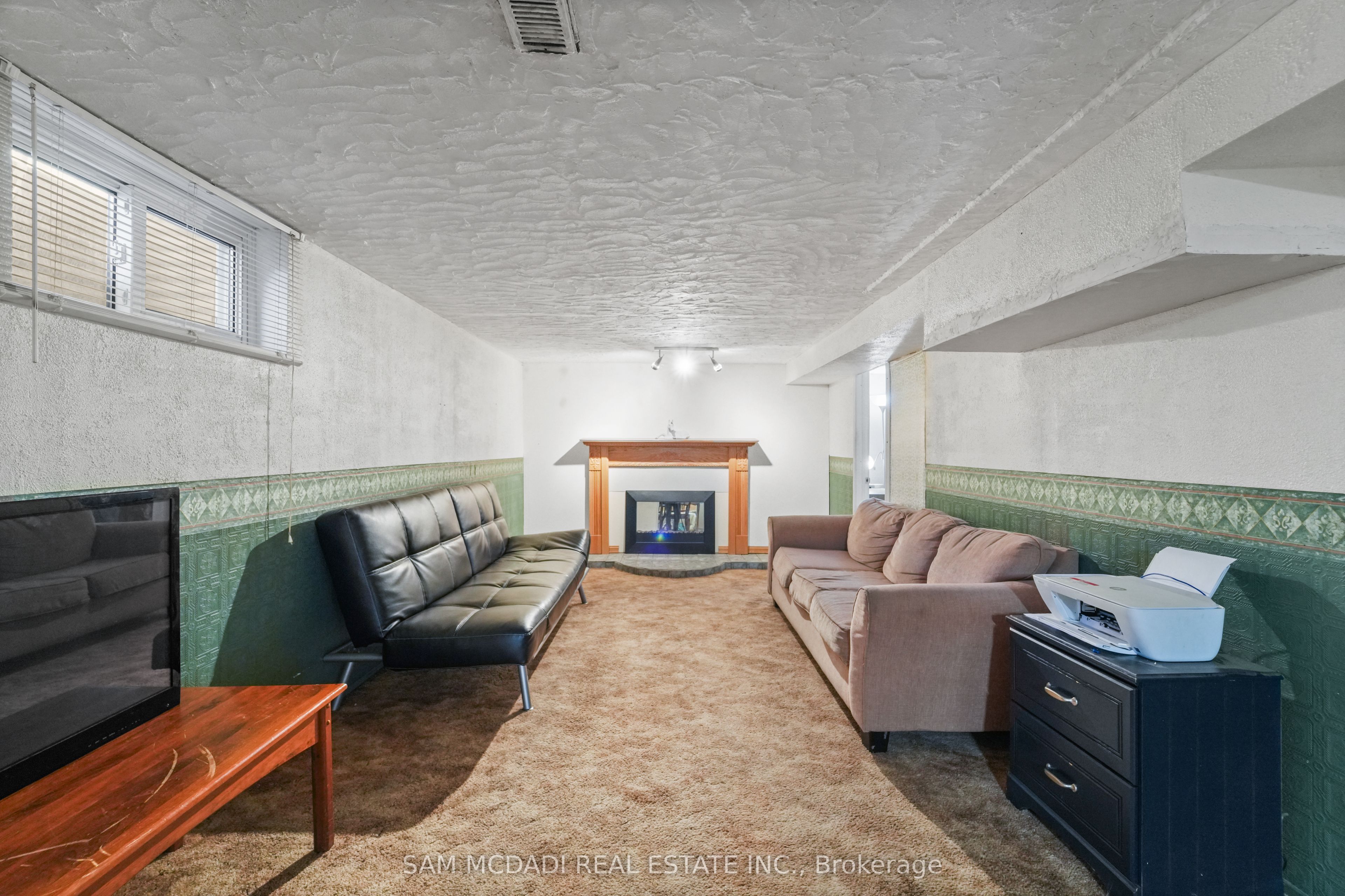 79 Locheed Drive Property Photo 32