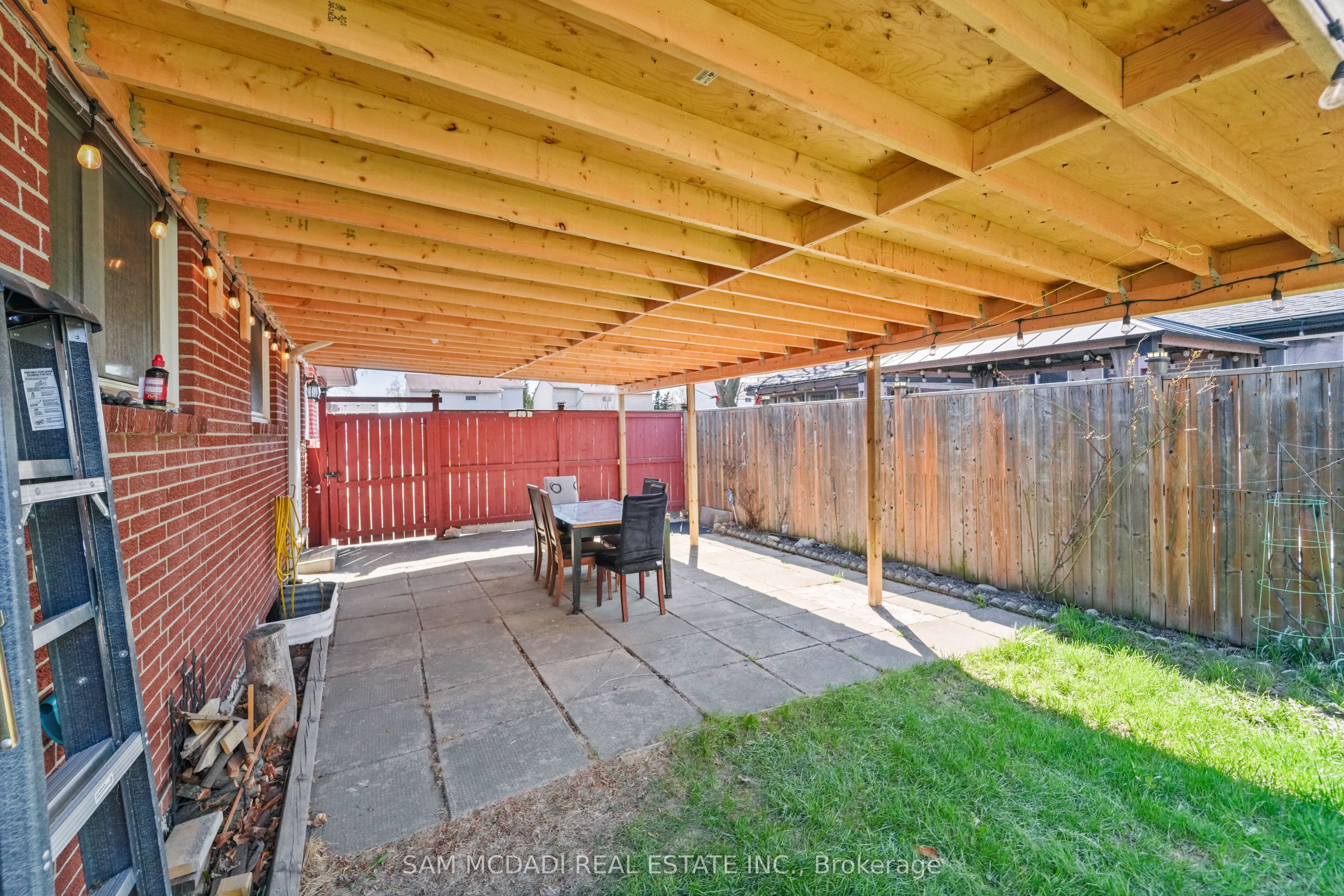 79 Locheed Drive Property Photo 36