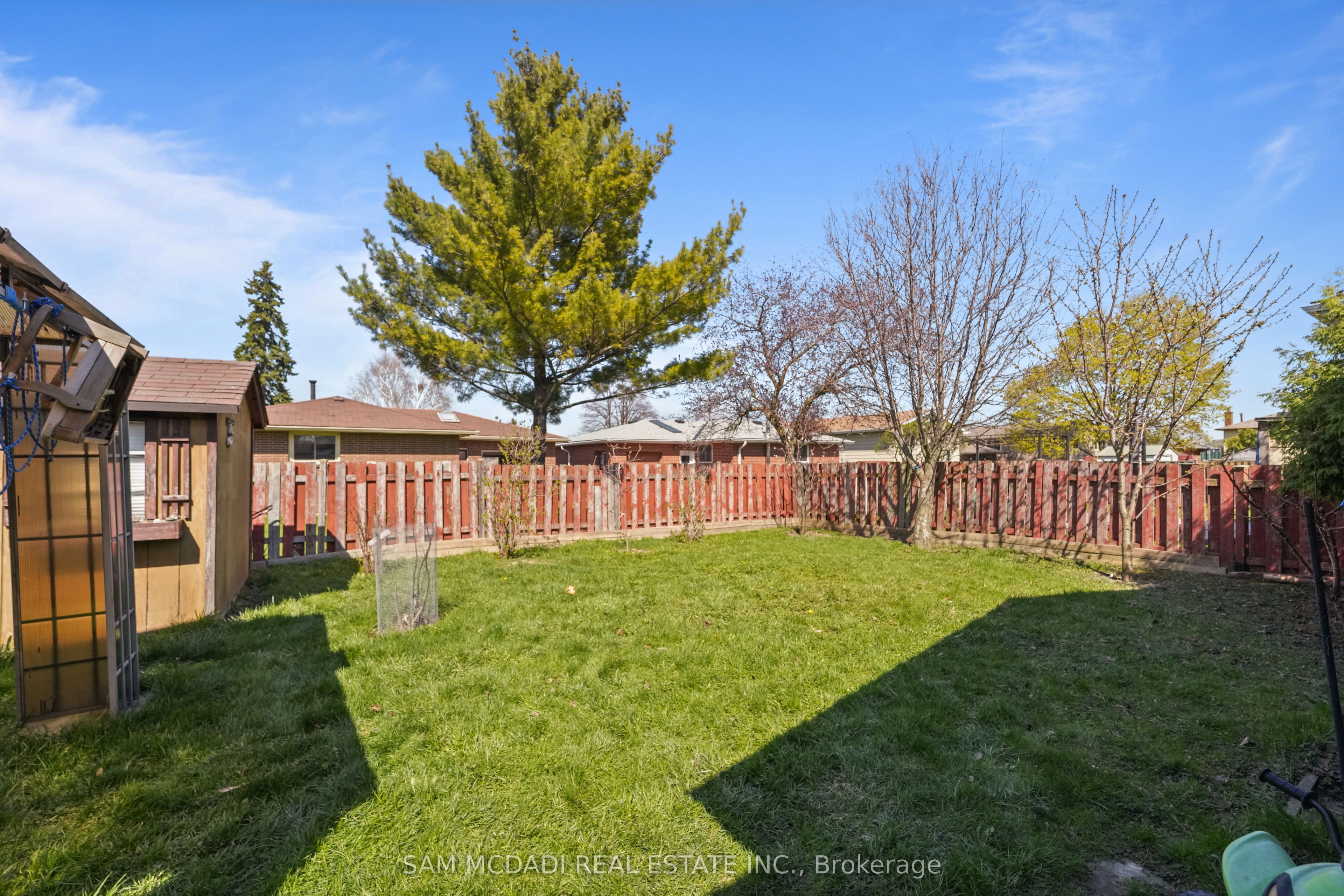 79 Locheed Drive Property Photo 37