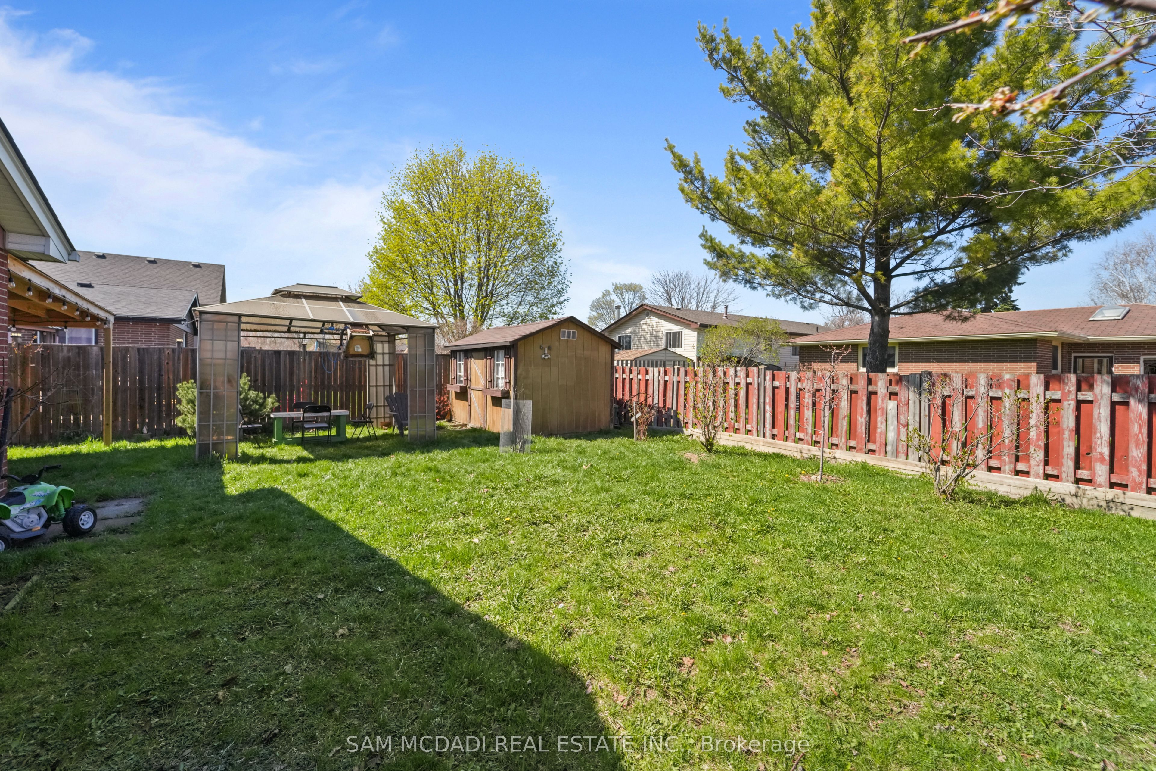 79 Locheed Drive Property Photo 38