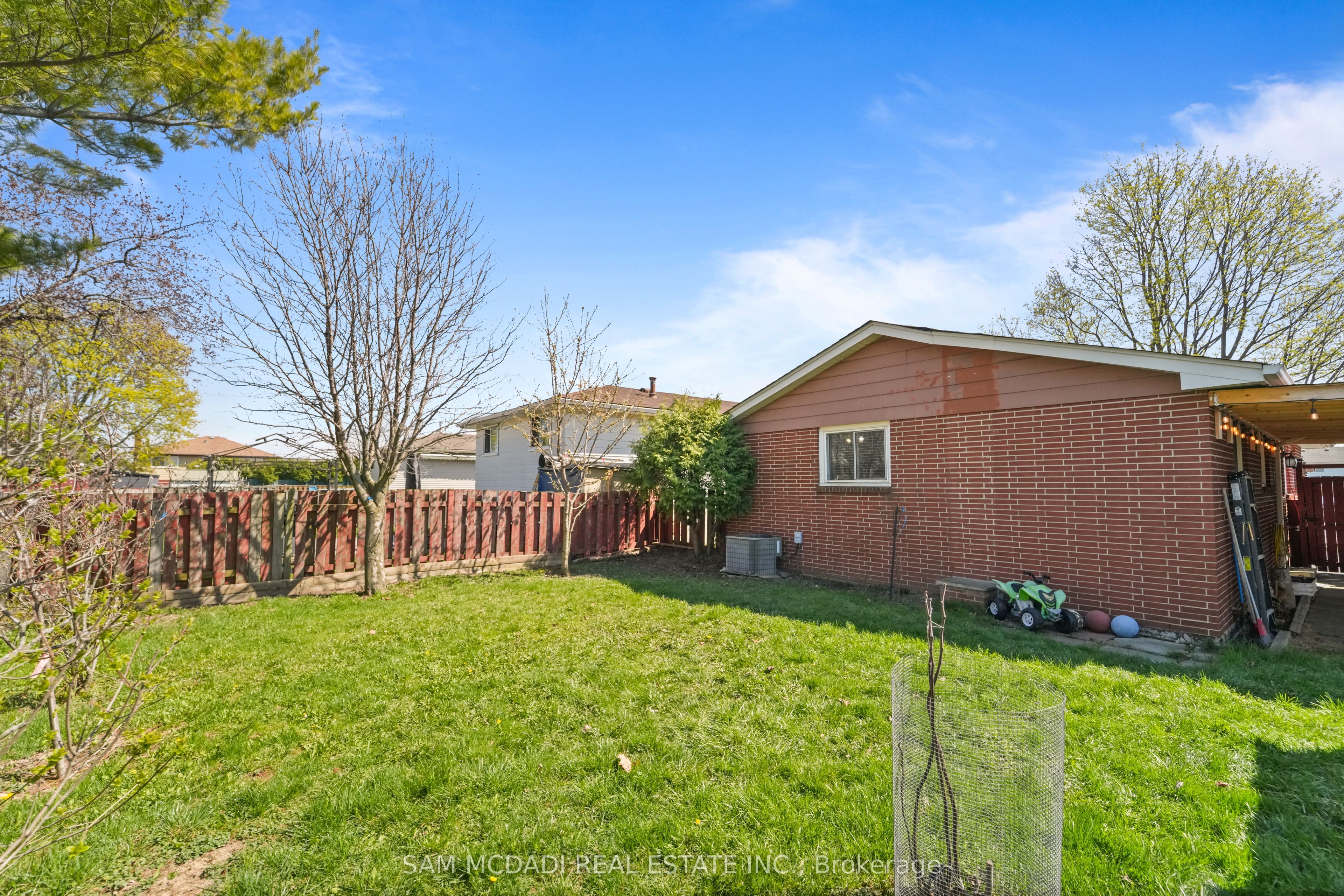 79 Locheed Drive Property Photo 40