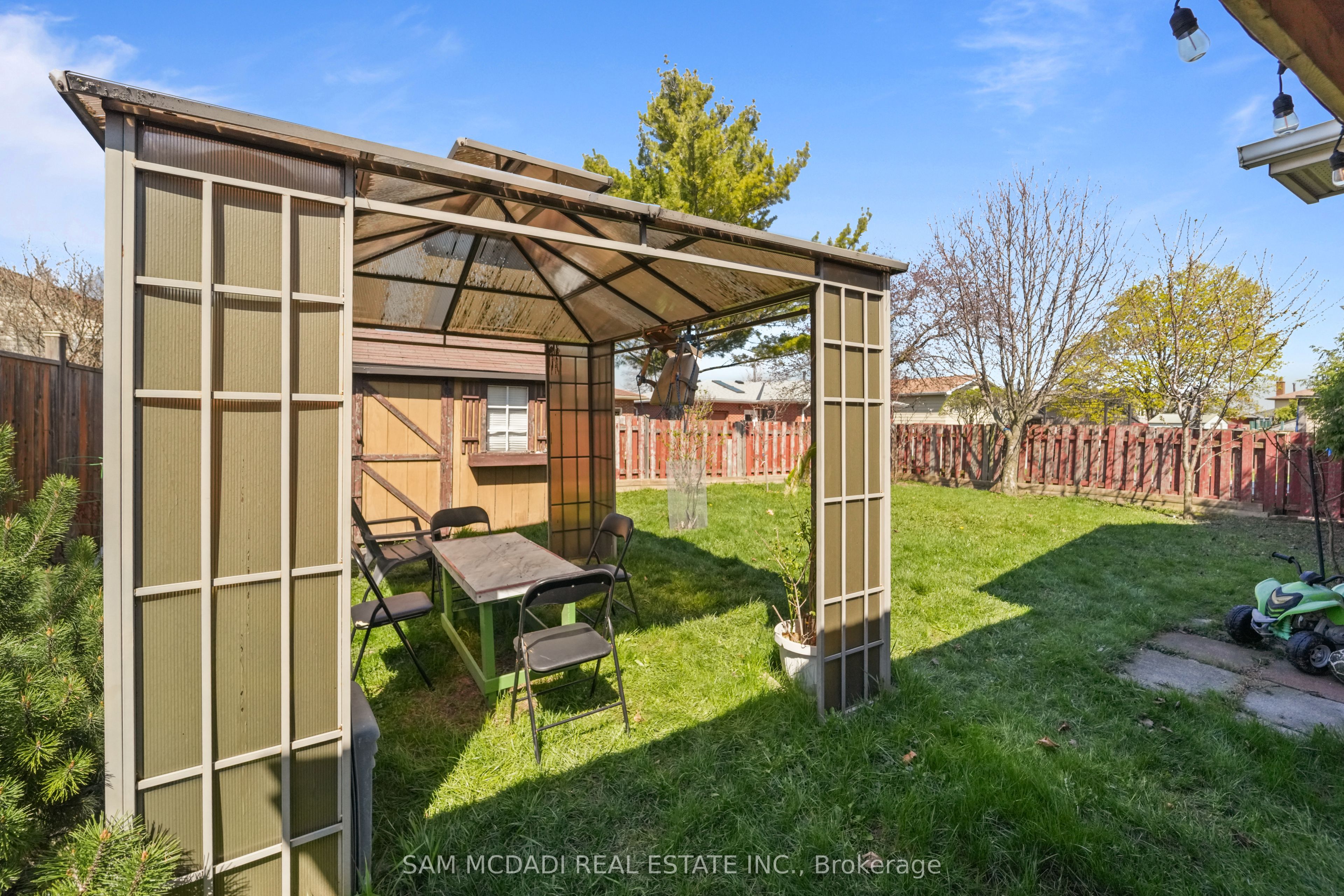 79 Locheed Drive Property Photo 42