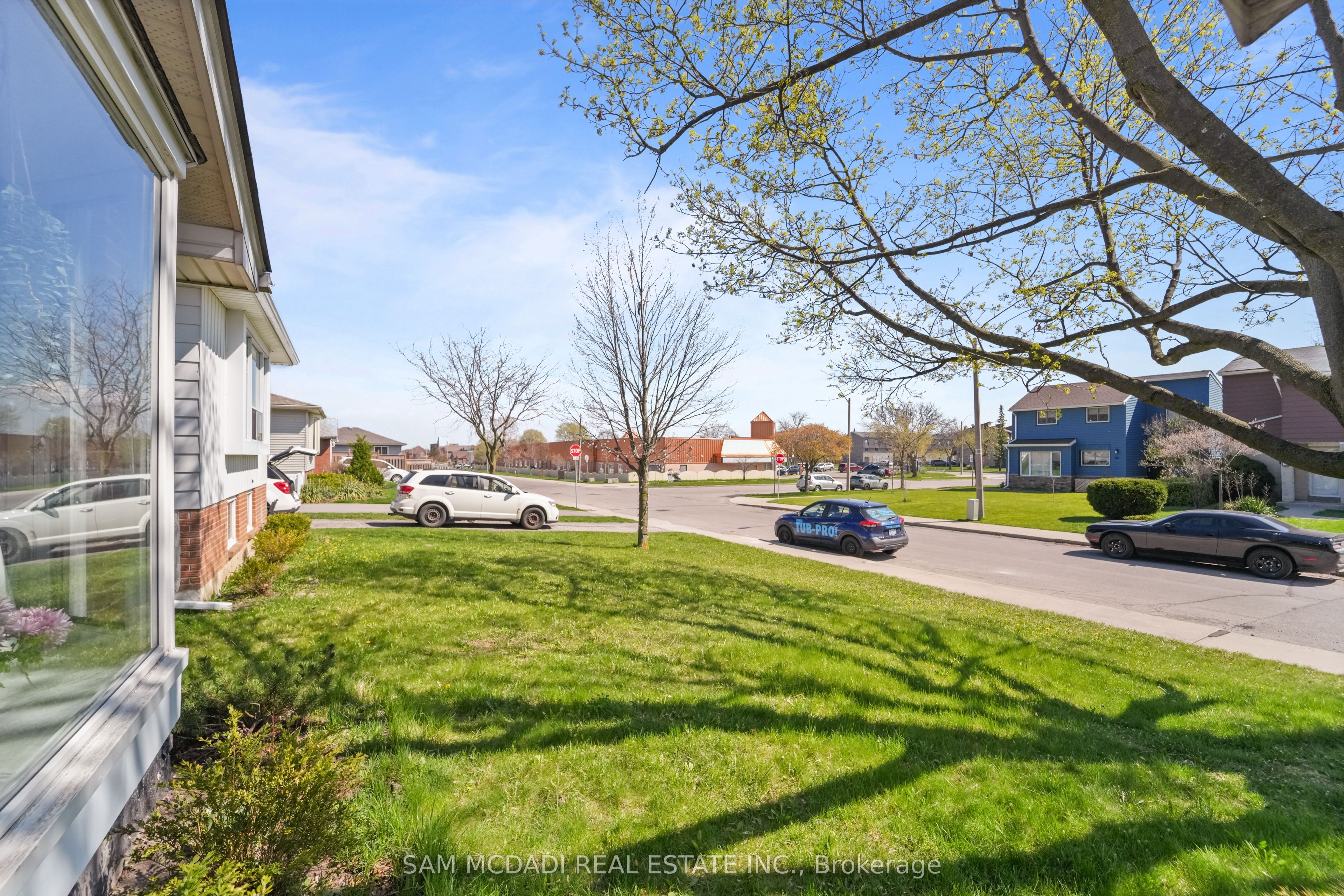 79 Locheed Drive Property Photo 45