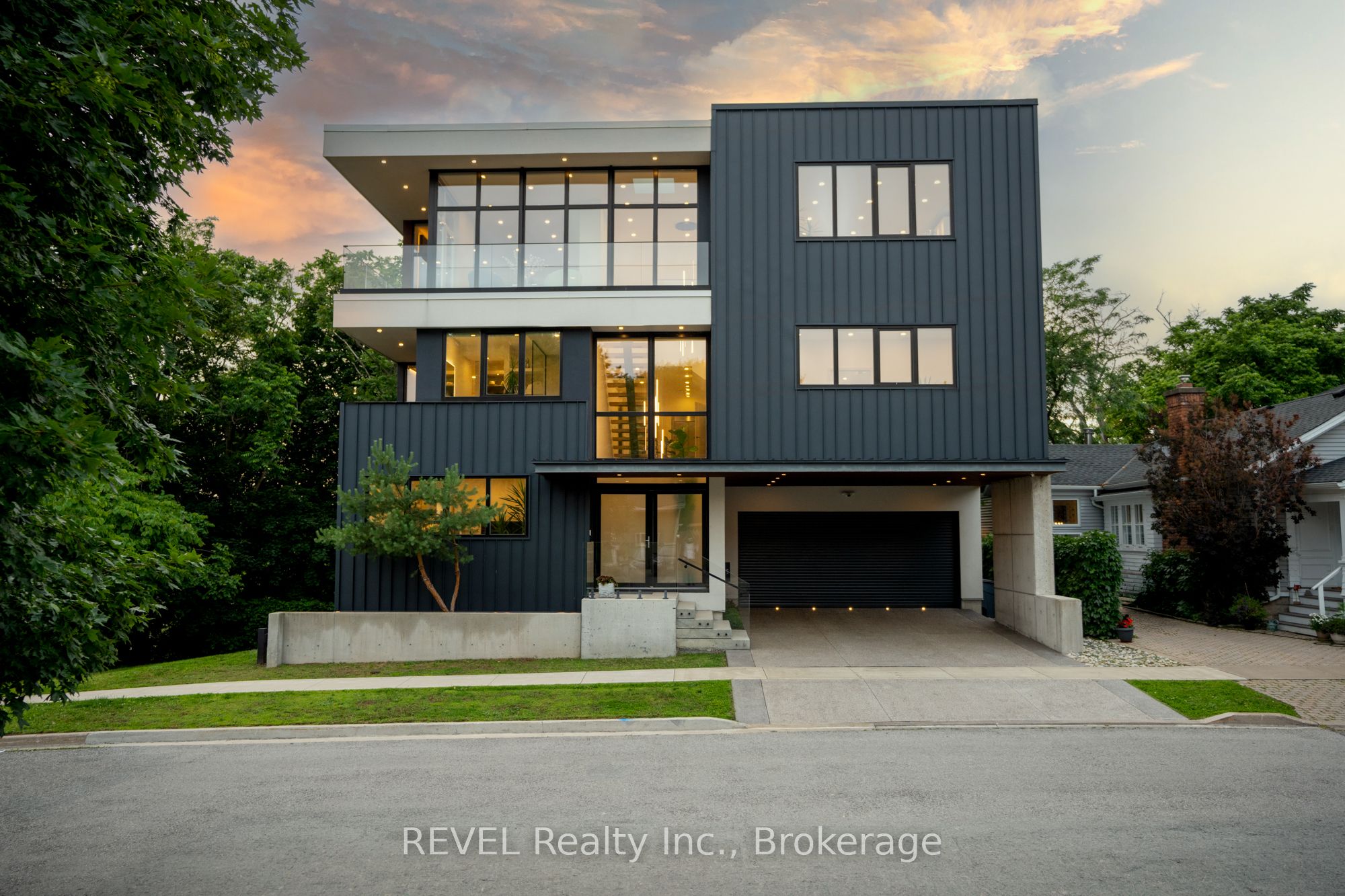 5 Michigan Avenue Property Photo 3